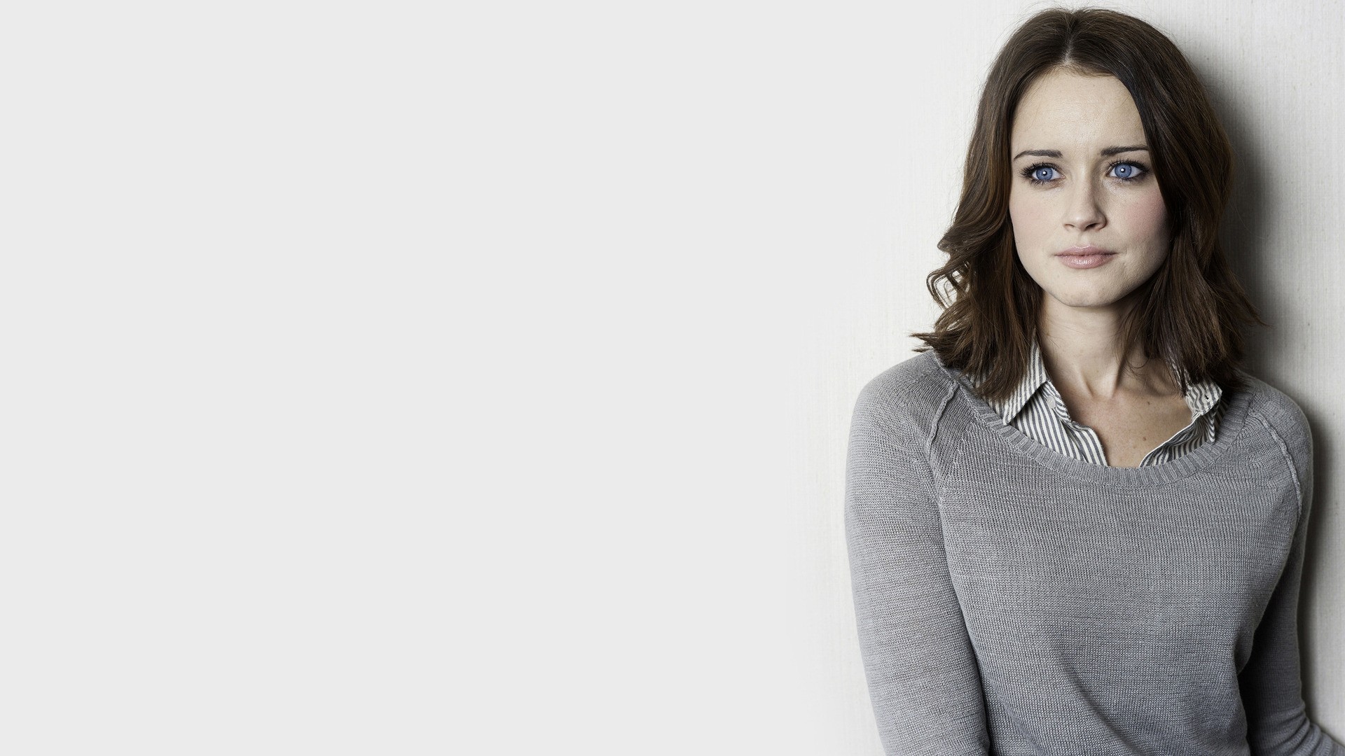 People 1920x1080 sweater blouses brunette blue eyes freckles Alexis Bledel portrait actress simple background women grey sweater studio indoors white background women indoors celebrity
