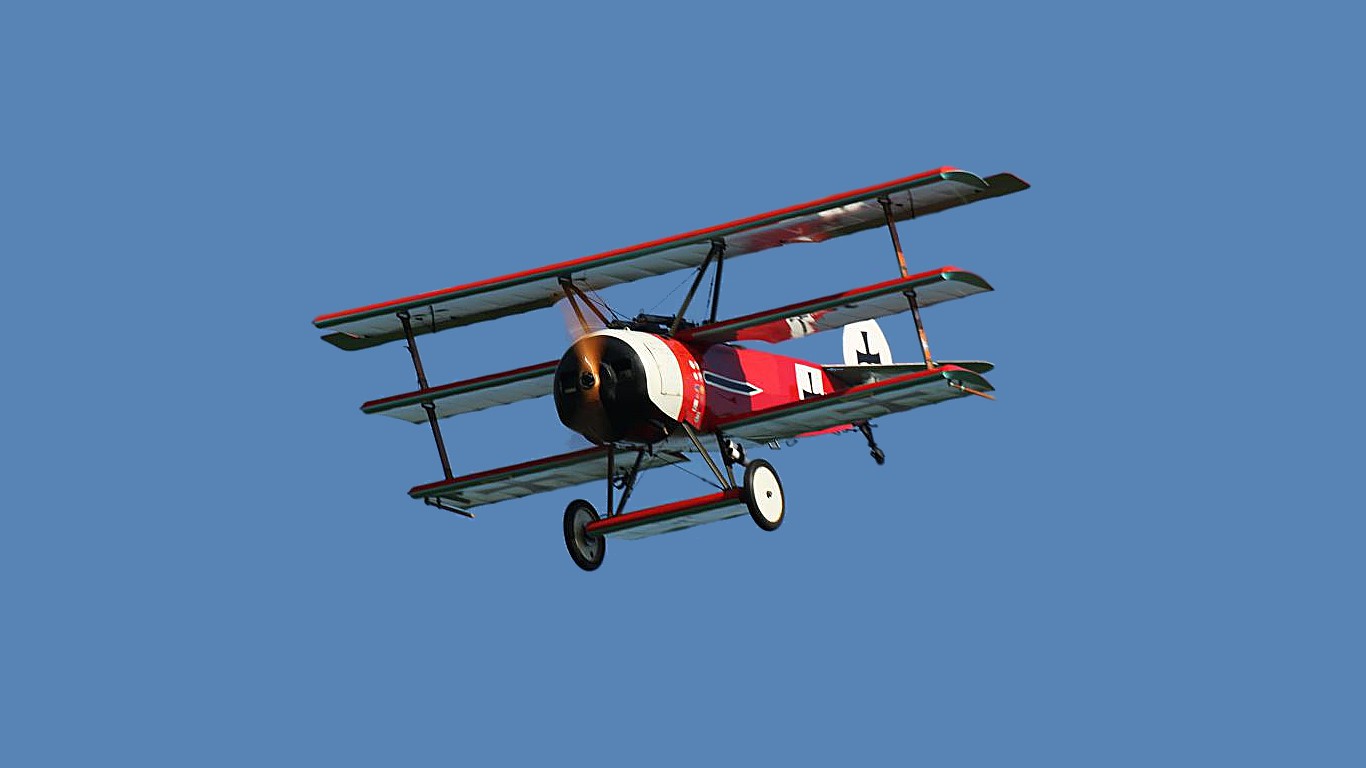 General 1366x768 aircraft propeller vehicle airplane Fokker DR 1 Triplane radial aircraft engine Dutch aircraft
