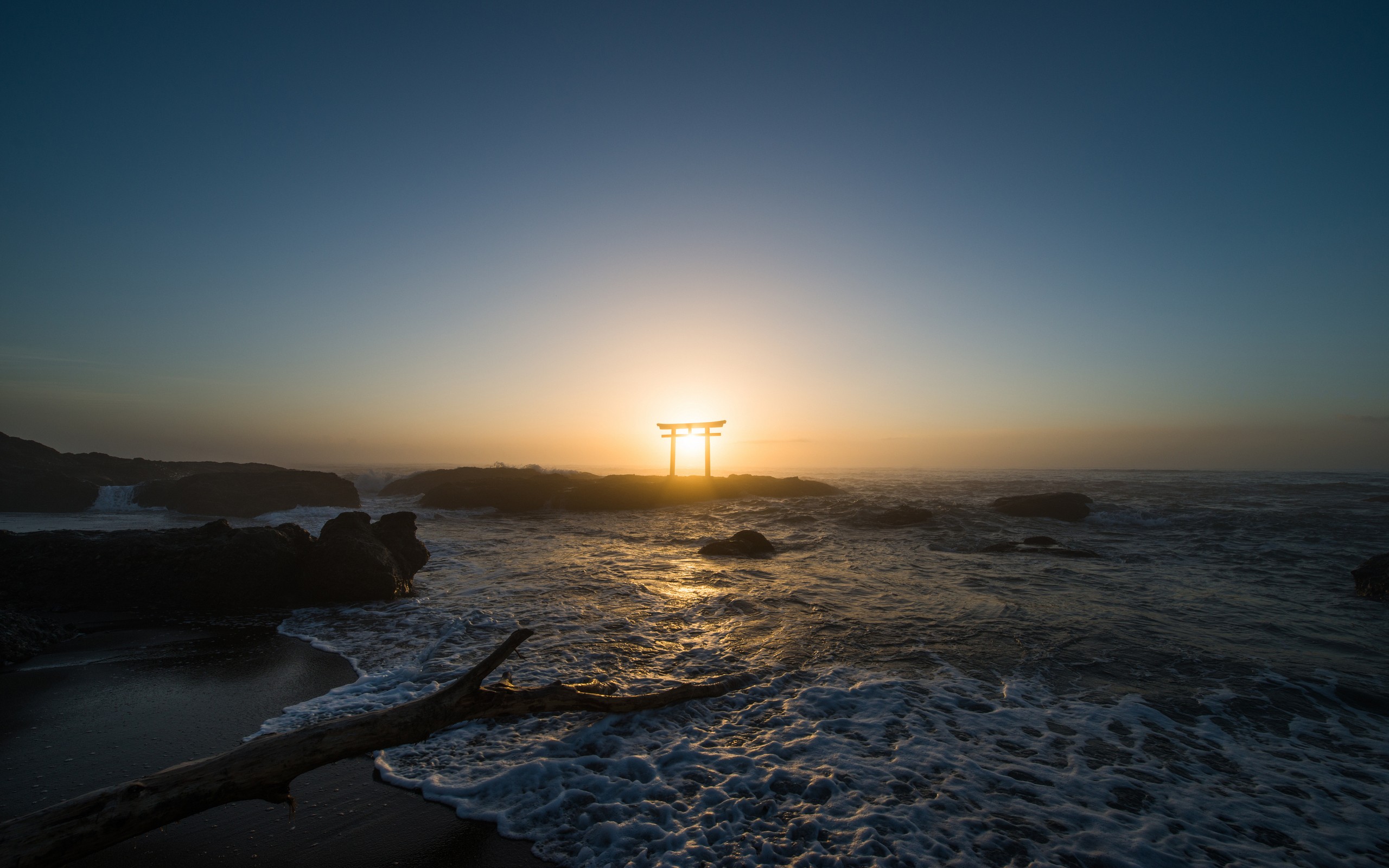 General 2560x1600 nature sunset sea Japan torii Asia outdoors sunlight