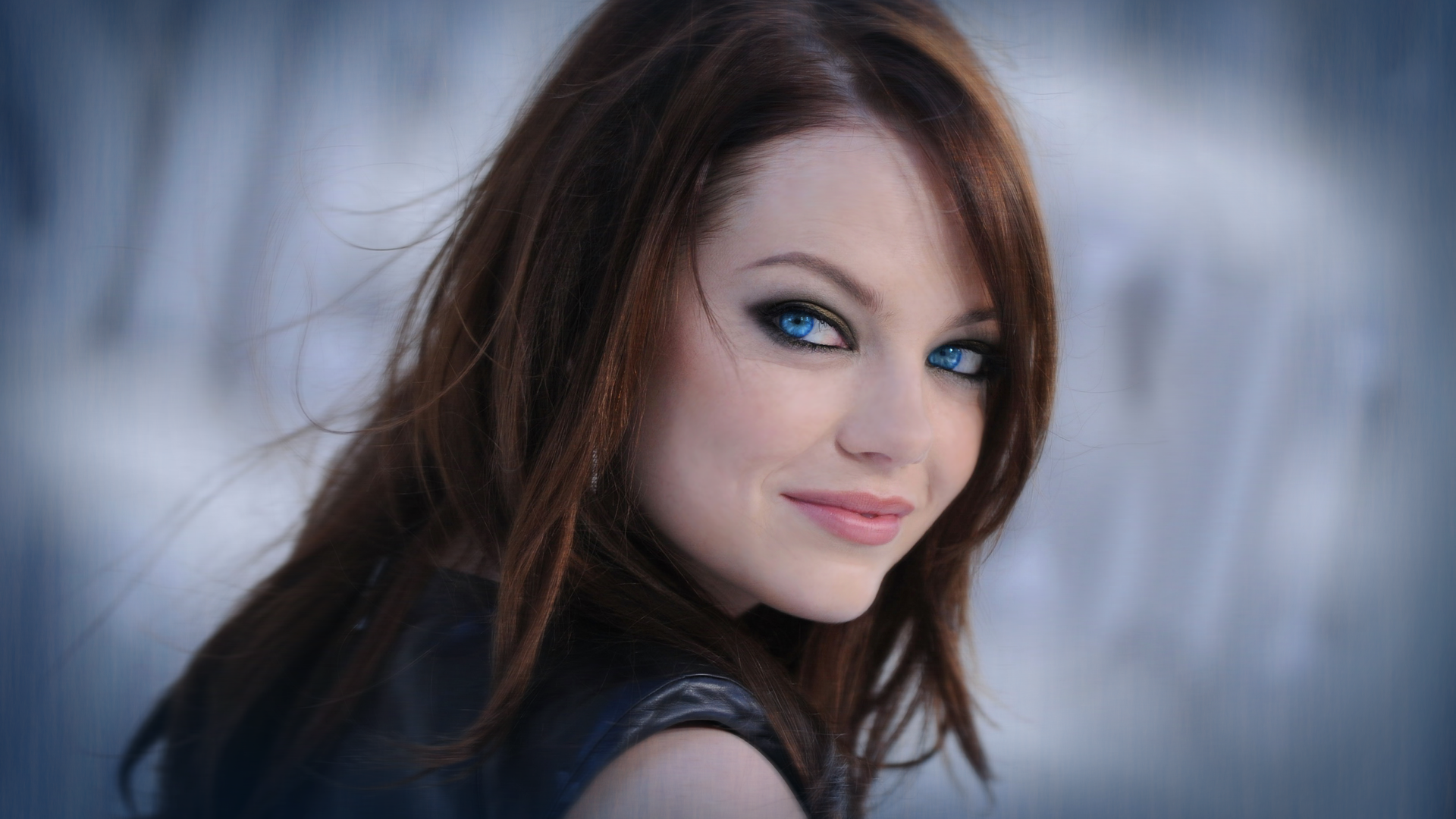People 1920x1080 women actress Emma Stone blue eyes eyeliner long hair looking back looking over shoulder smiling celebrity pink lipstick looking at viewer