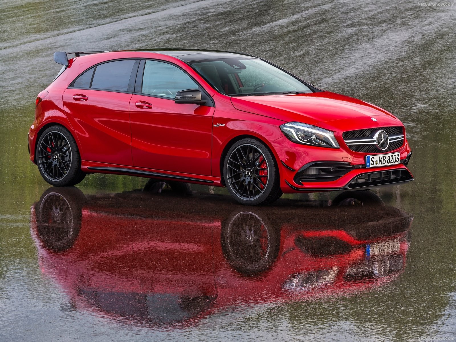 General 1600x1200 Mercedes-Benz Mercedes Benz A45 car reflection vehicle red cars numbers
