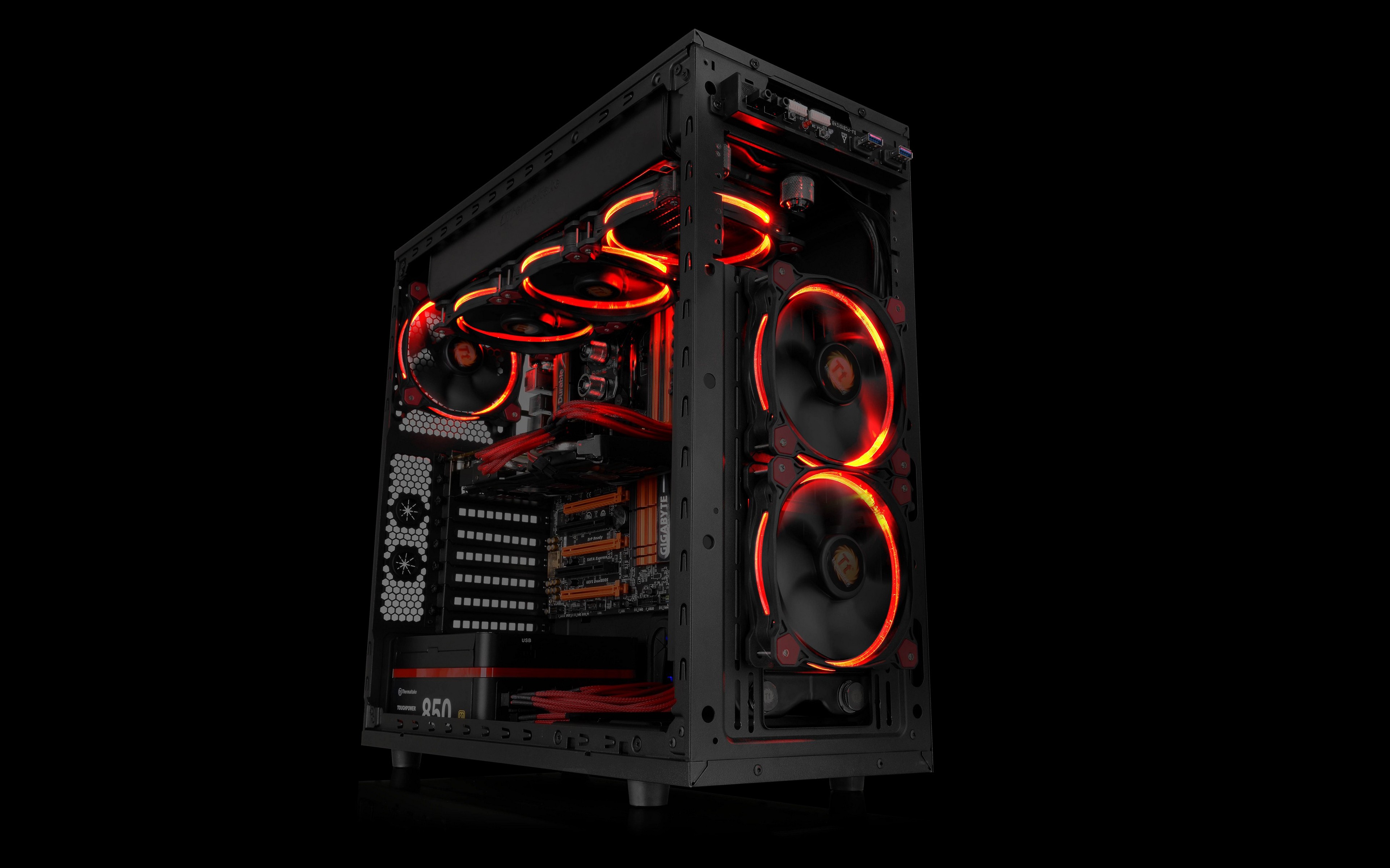 General 3840x2400 PC gaming computer PC cases technology Gigabyte hardware simple background PC build RGB