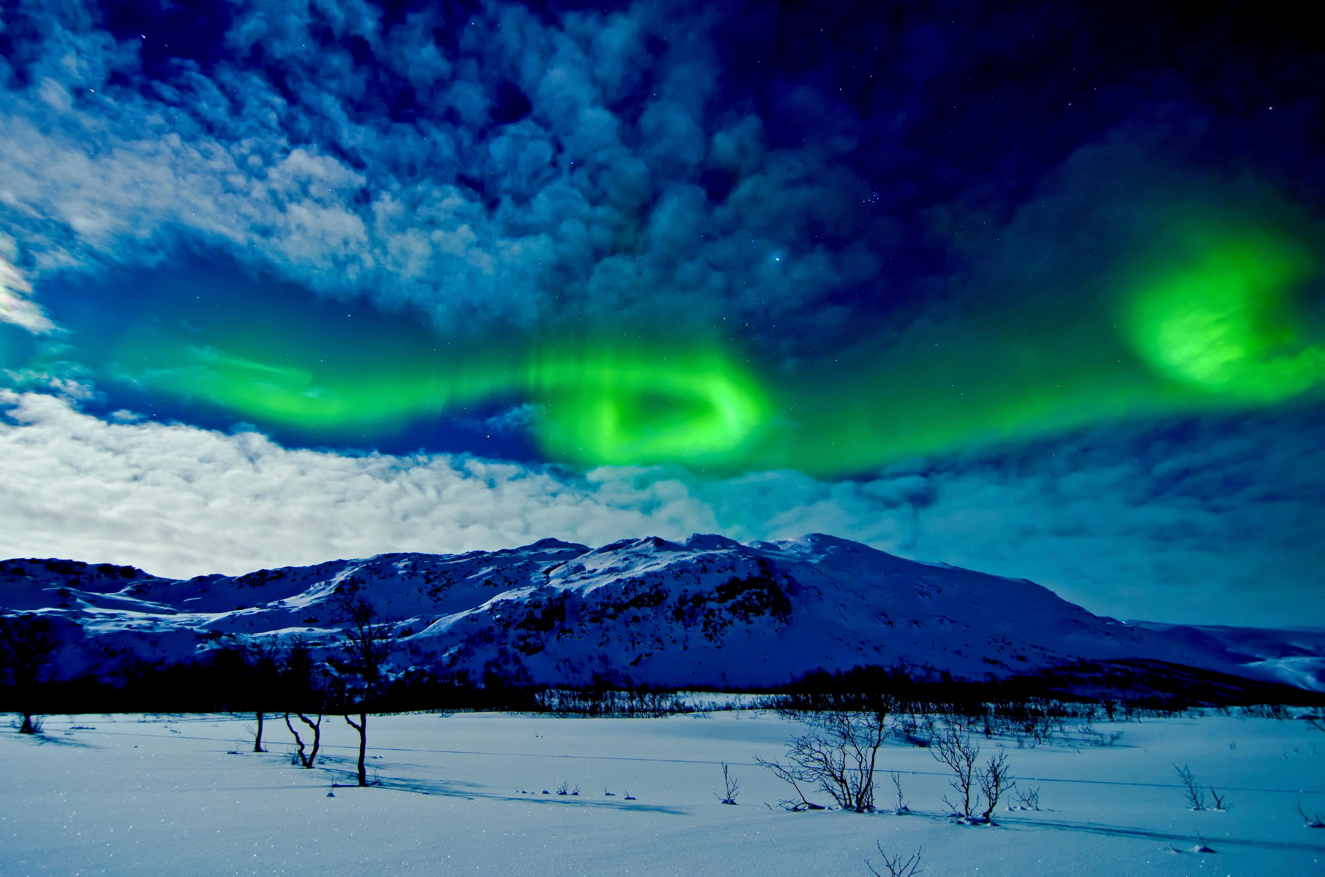 General 4634x3069 nature aurorae skyscape night winter nordic landscapes cold ice snow outdoors mountains snowy peak