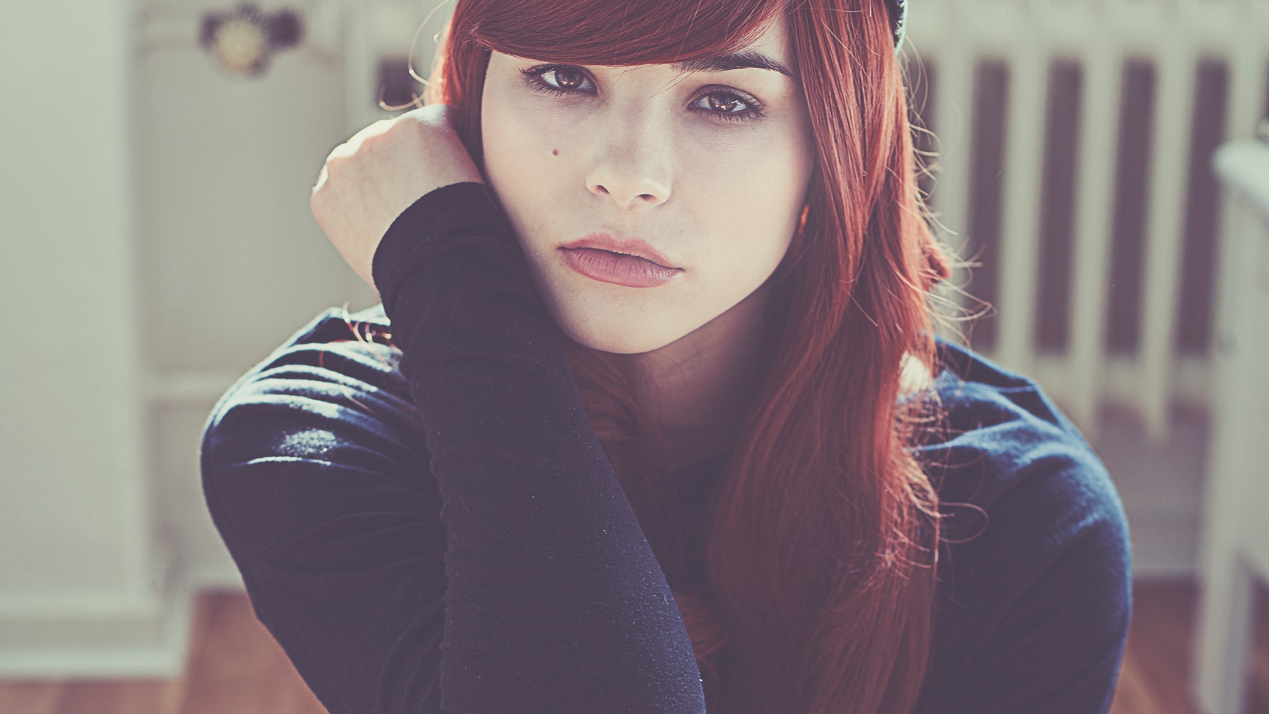 People 2560x1440 women face redhead Julia Coldfront model looking at viewer dyed hair women indoors indoors makeup red lipstick closeup