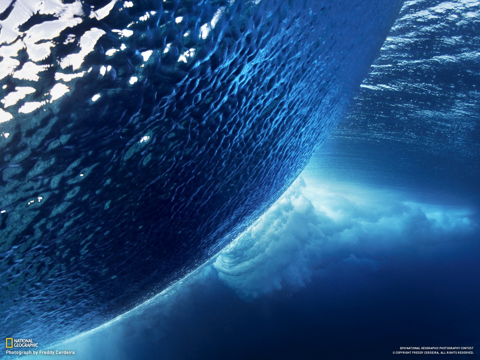 General 1600x1200 underwater waves National Geographic blue water 2010 (Year) nature