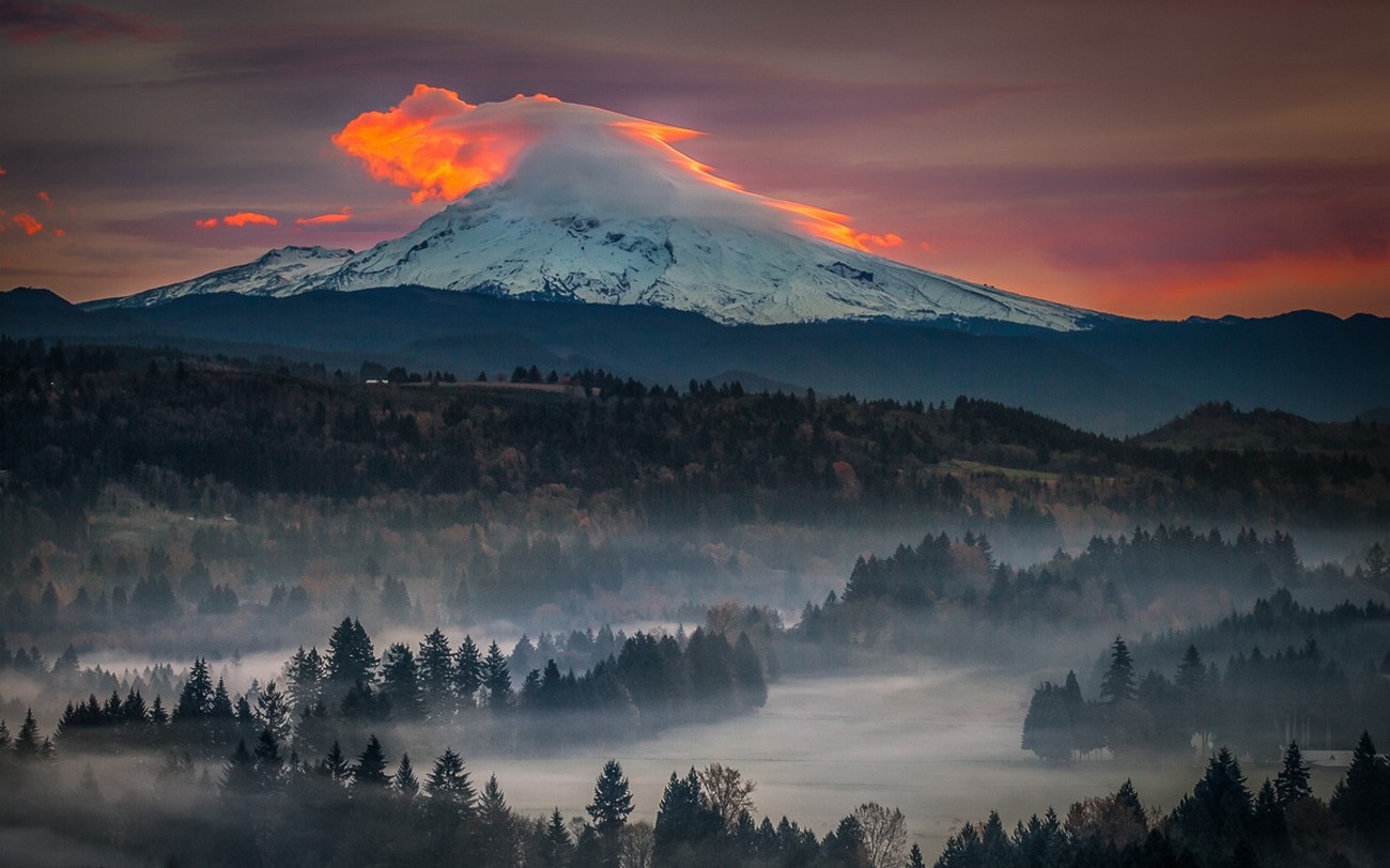 General 1300x812 snowy peak sunset mist Oregon nature forest volcano mountains sky trees landscape USA