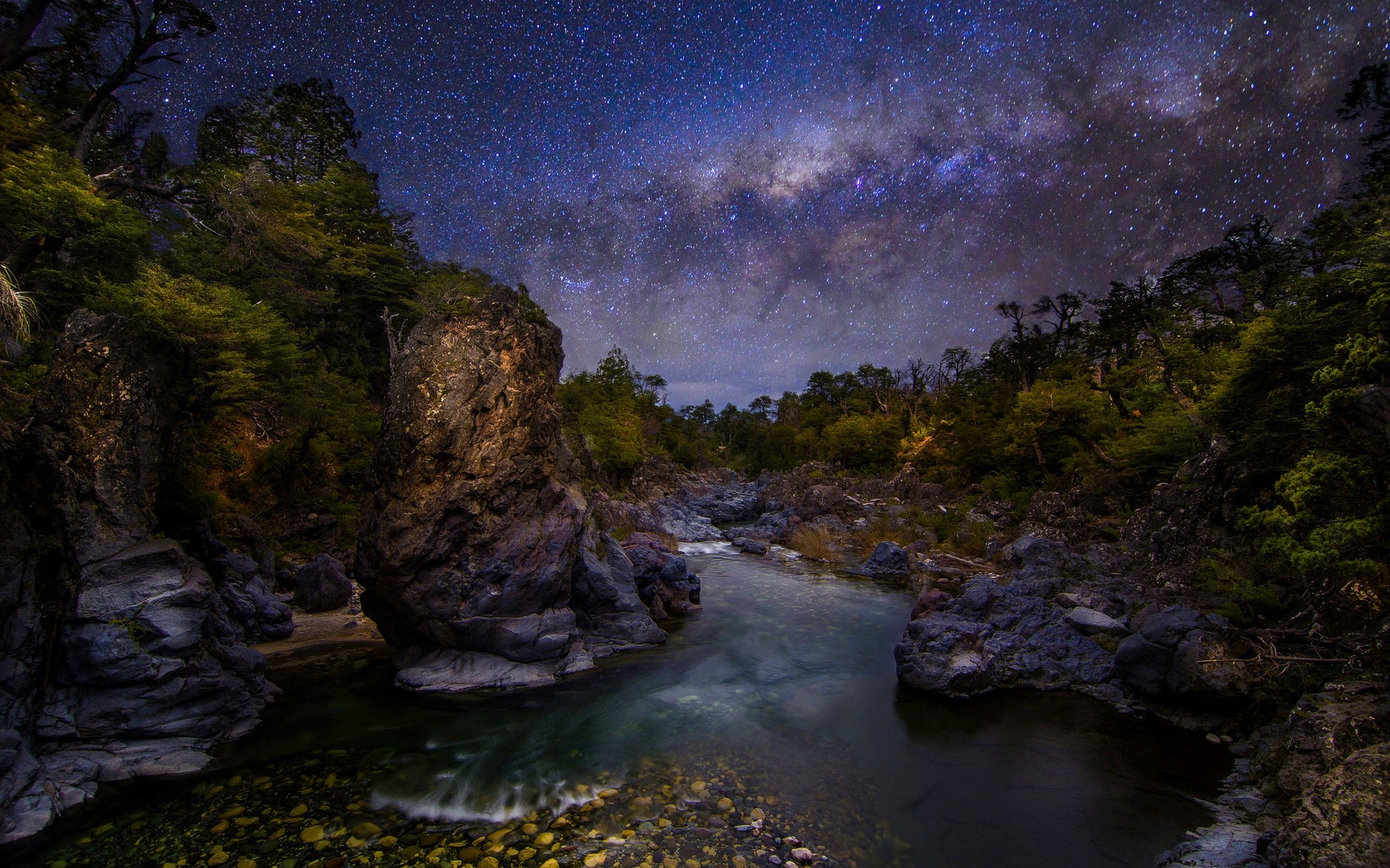 General 2000x1250 nature landscape The Devil's Throat river canyon trees shrubs starry night Milky Way galaxy Chile long exposure South America