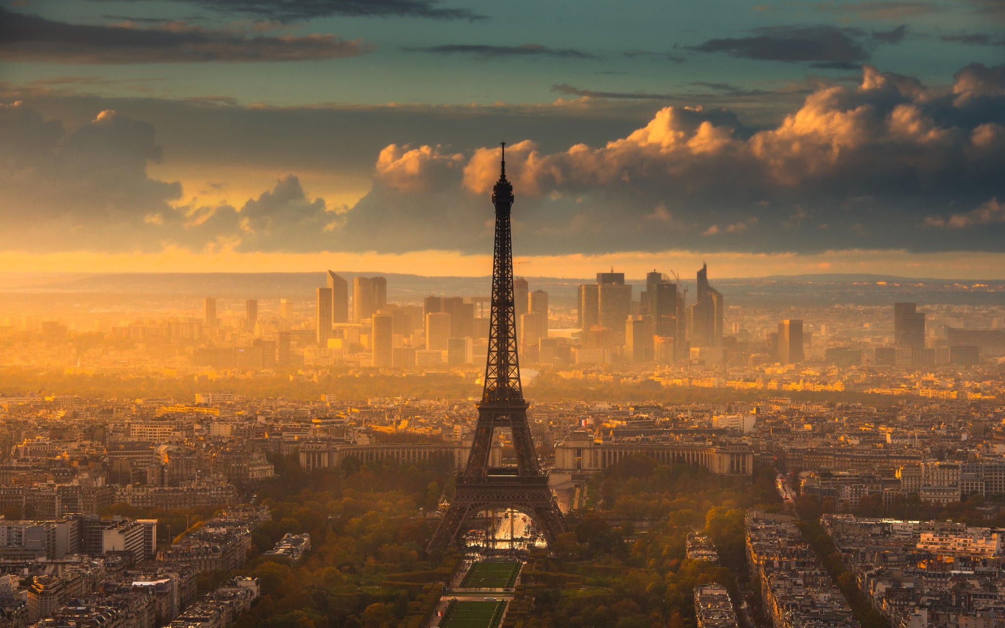 General 2048x1280 Eiffel Tower sunlight France Paris sky clouds construction cityscape landmark