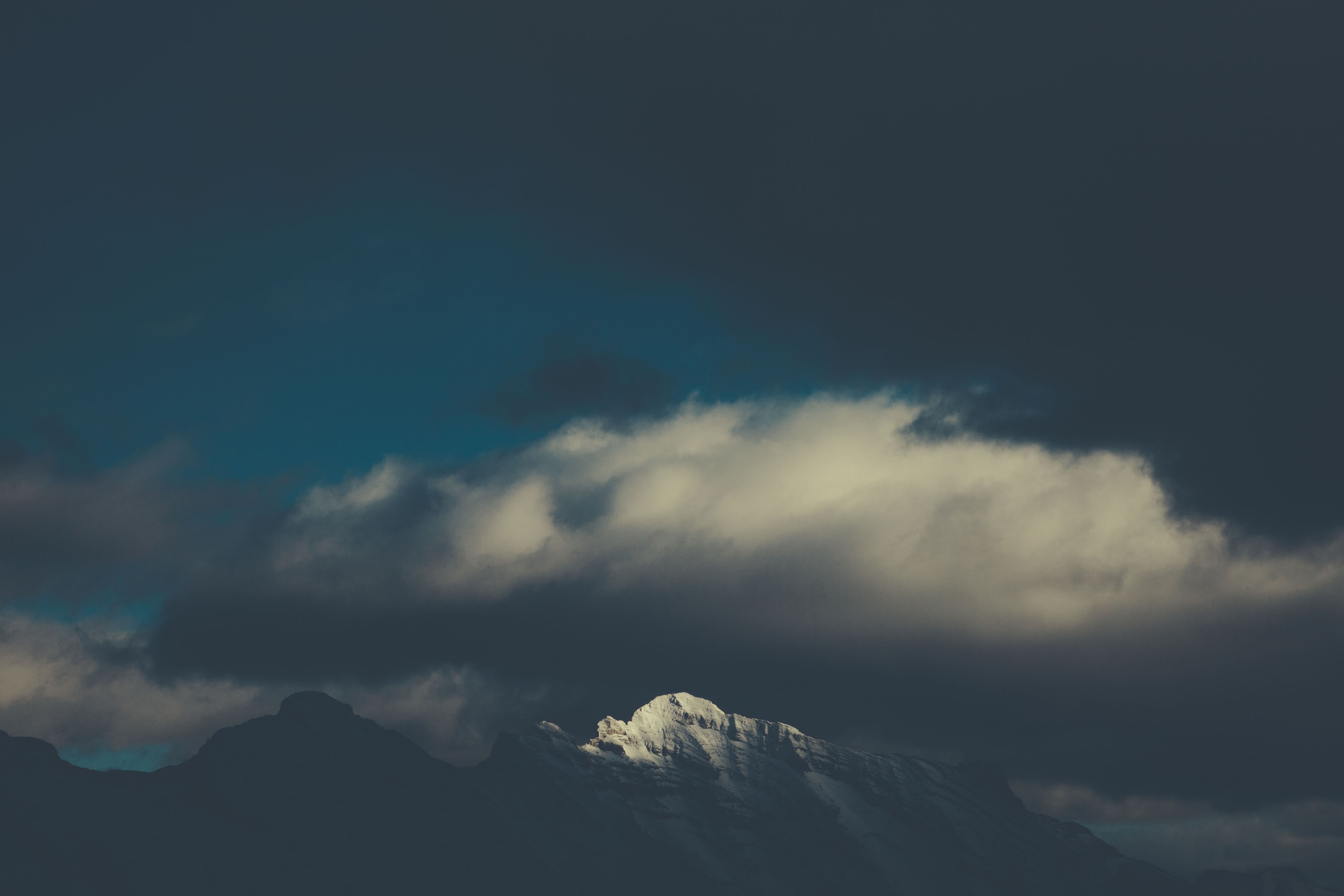 General 5616x3744 clouds mountains calm nature sky