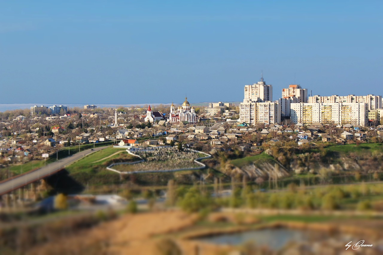 General 1280x853 city cityscape tilt shift cathedral watermarked