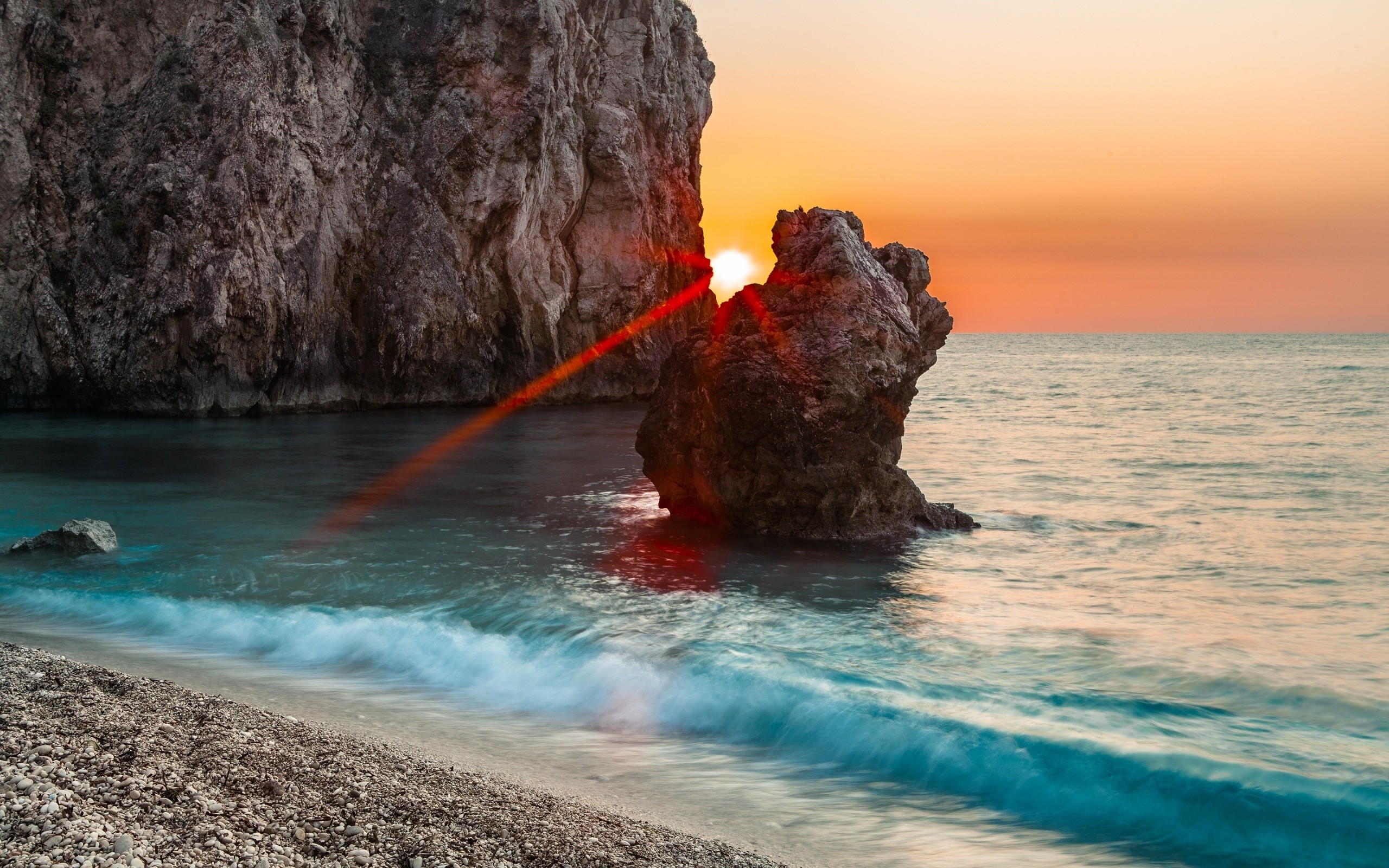 General 2560x1600 coast sun rays beach sea nature cliff rocks sunlight outdoors
