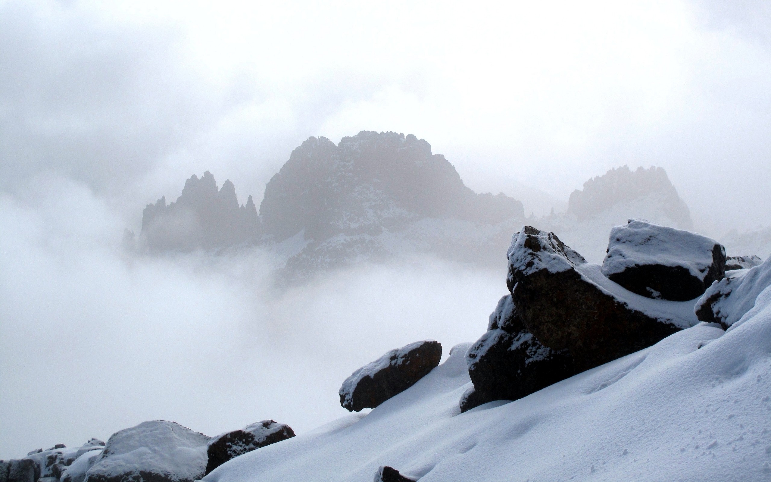 General 2560x1600 landscape nature snow rocks mountains mist cold outdoors
