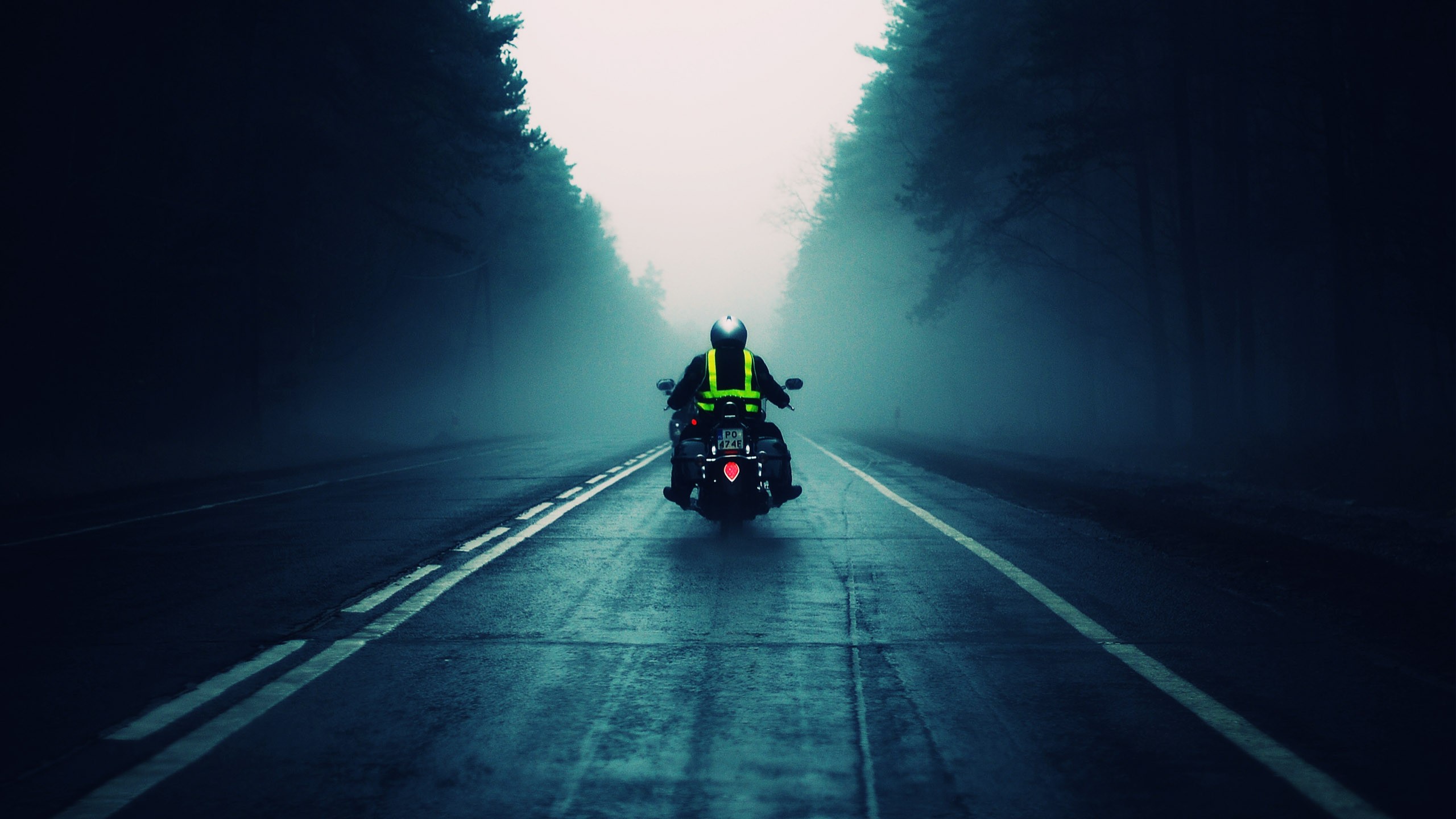 General 2560x1440 motorcycle cruiser road asphalt vehicle teal