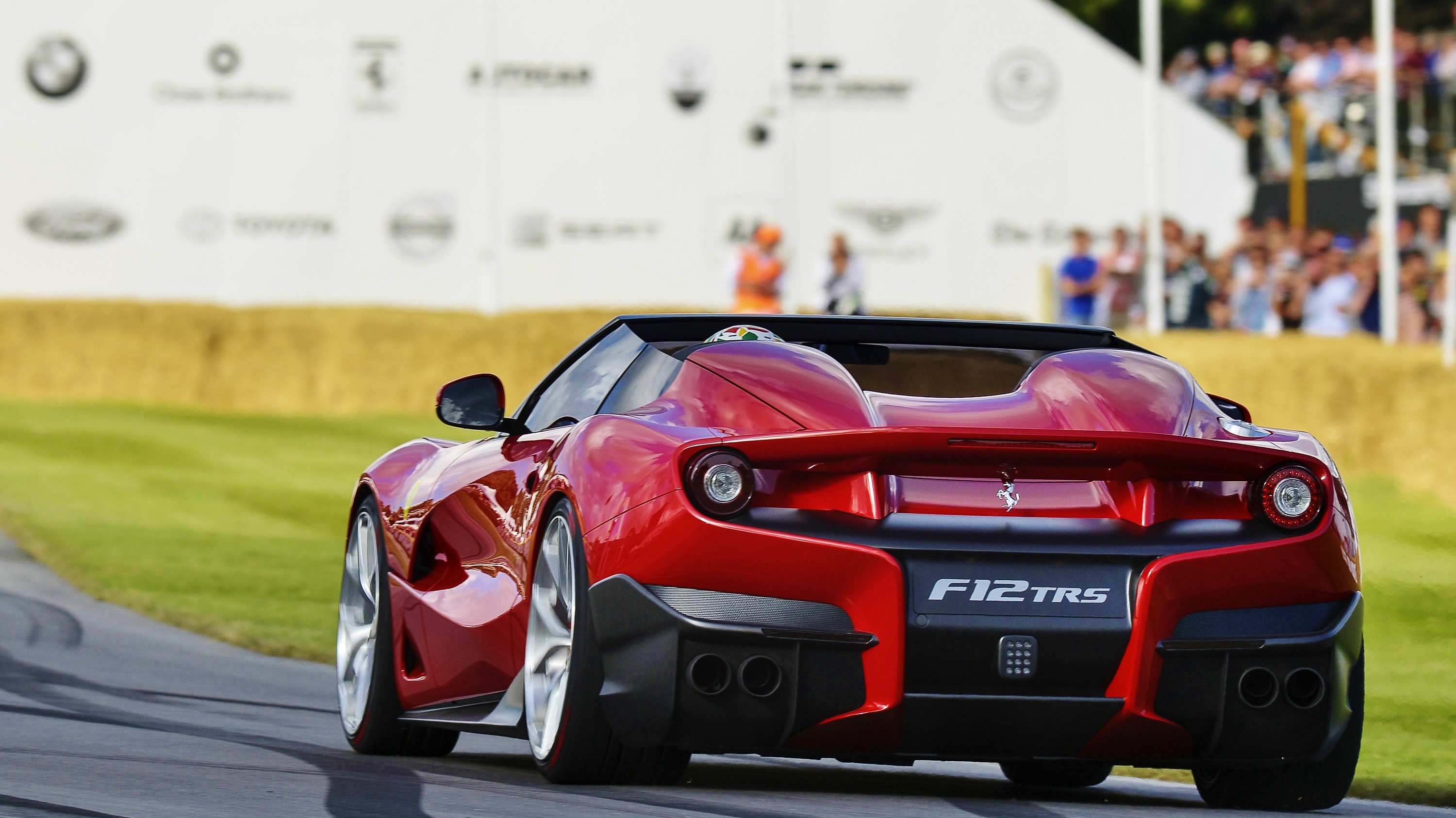 General 3000x1686 Ferrari Ferrari F12berlinetta car supercars vehicle red cars italian cars Stellantis