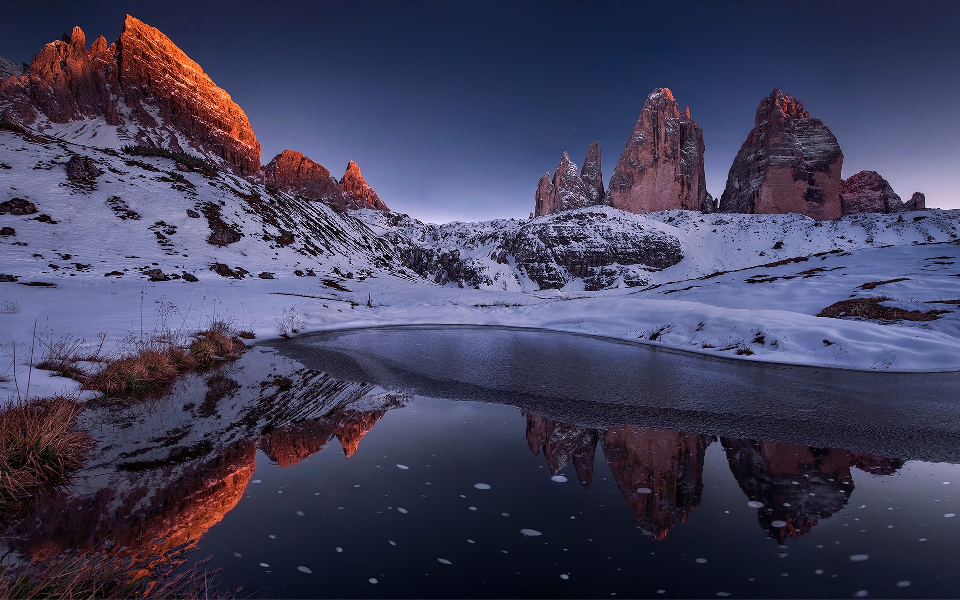 General 1920x1200 landscape rocks reflection snow mountains ice cold nature