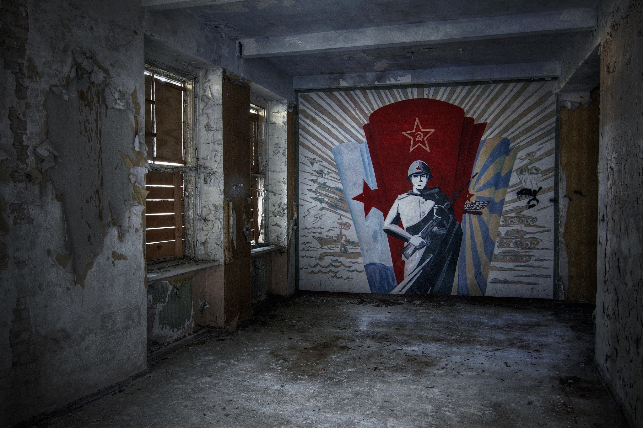 General 2048x1365 architecture interior abandoned wall window communism USSR soldier flag graffiti