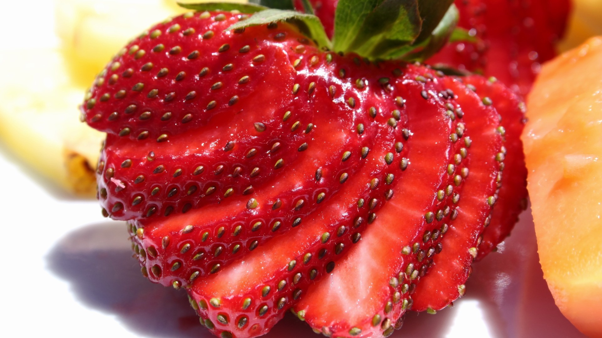 General 1920x1080 closeup fruit food berries strawberries
