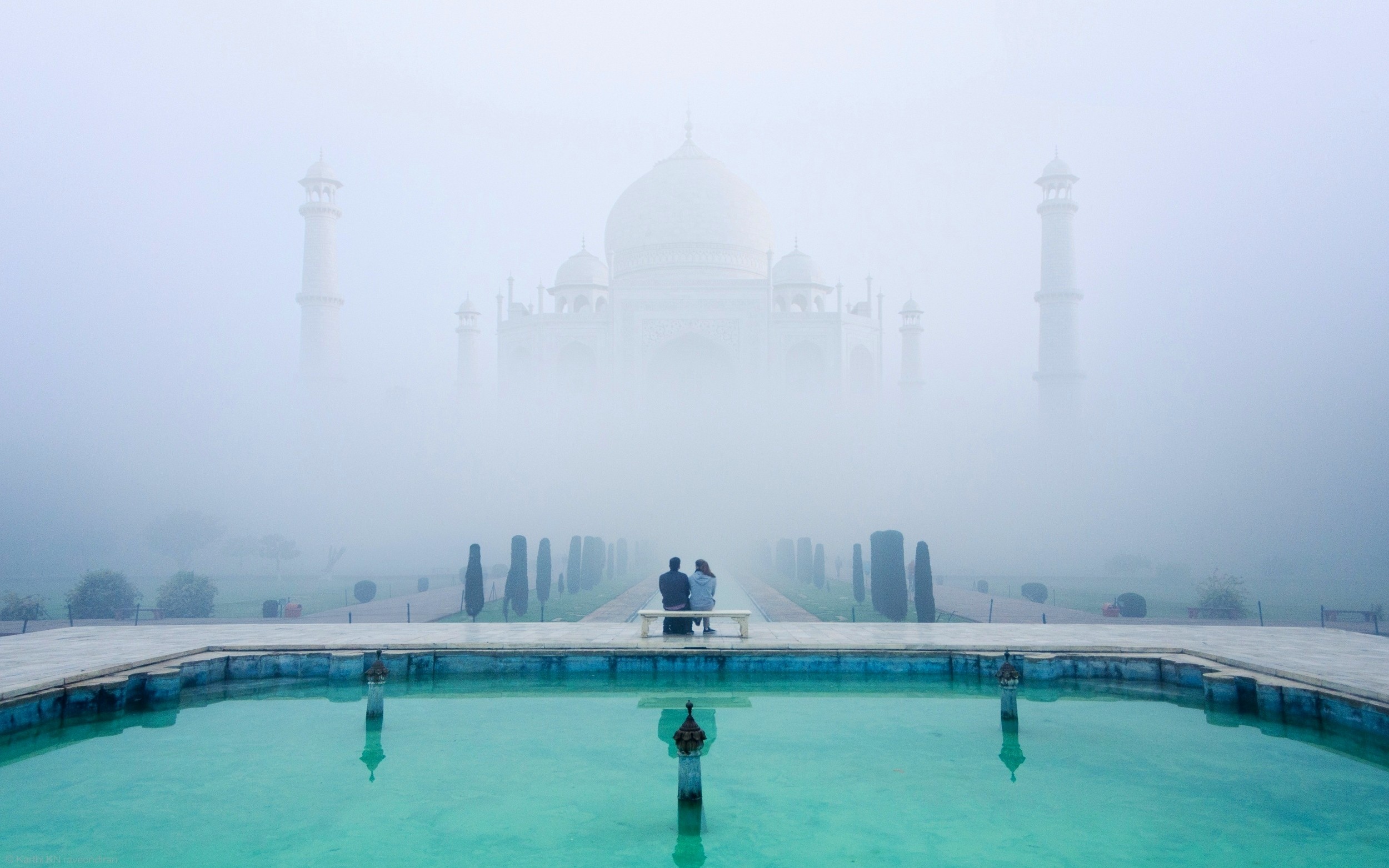 General 2500x1563 mist Taj Mahal garden India temple pond couple bench water calm reflection architecture