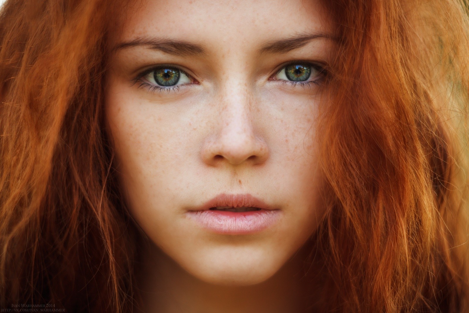 People 1600x1067 women hazel eyes redhead freckles face Ivan Ustinov Anna Zabolotskaya closeup looking at viewer model 2014 (Year)