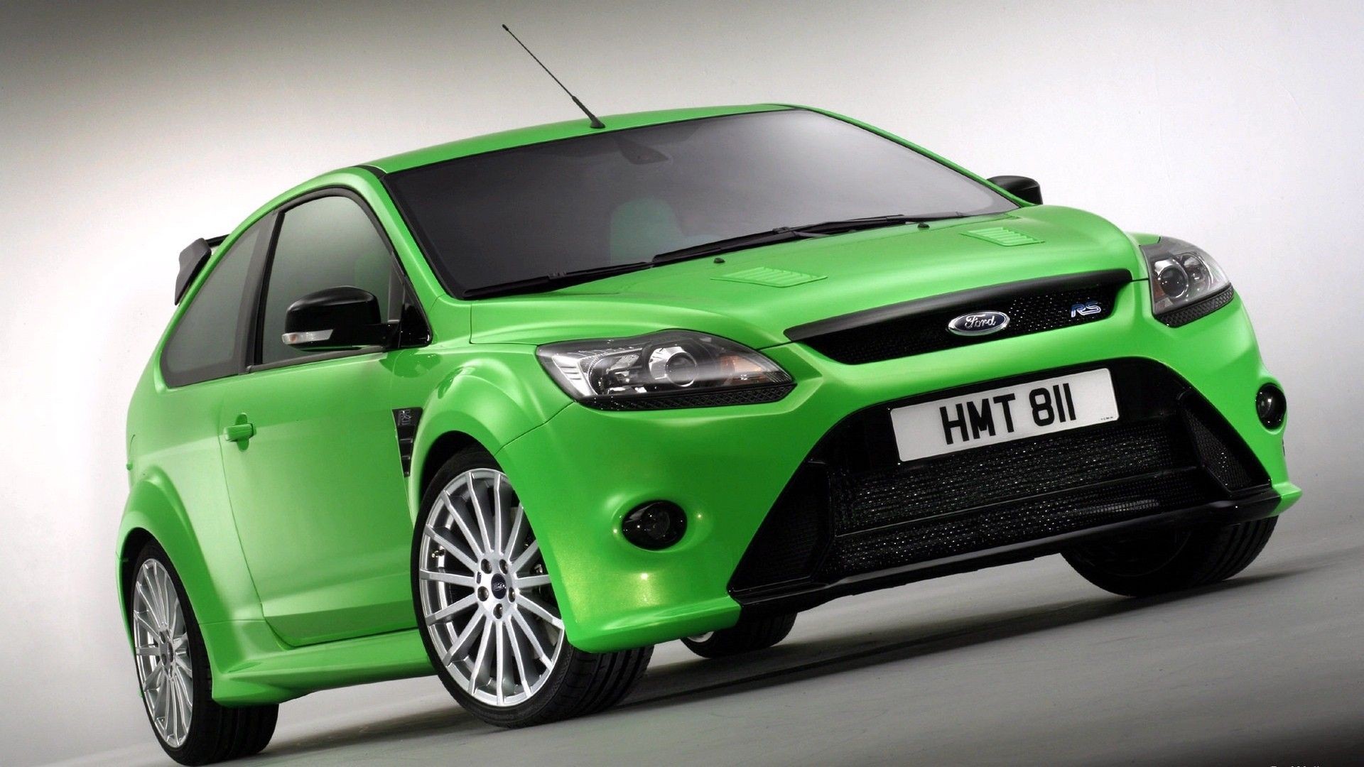 General 1920x1080 car Ford green cars Ford Focus RS vehicle simple background British cars hatchbacks hot hatch