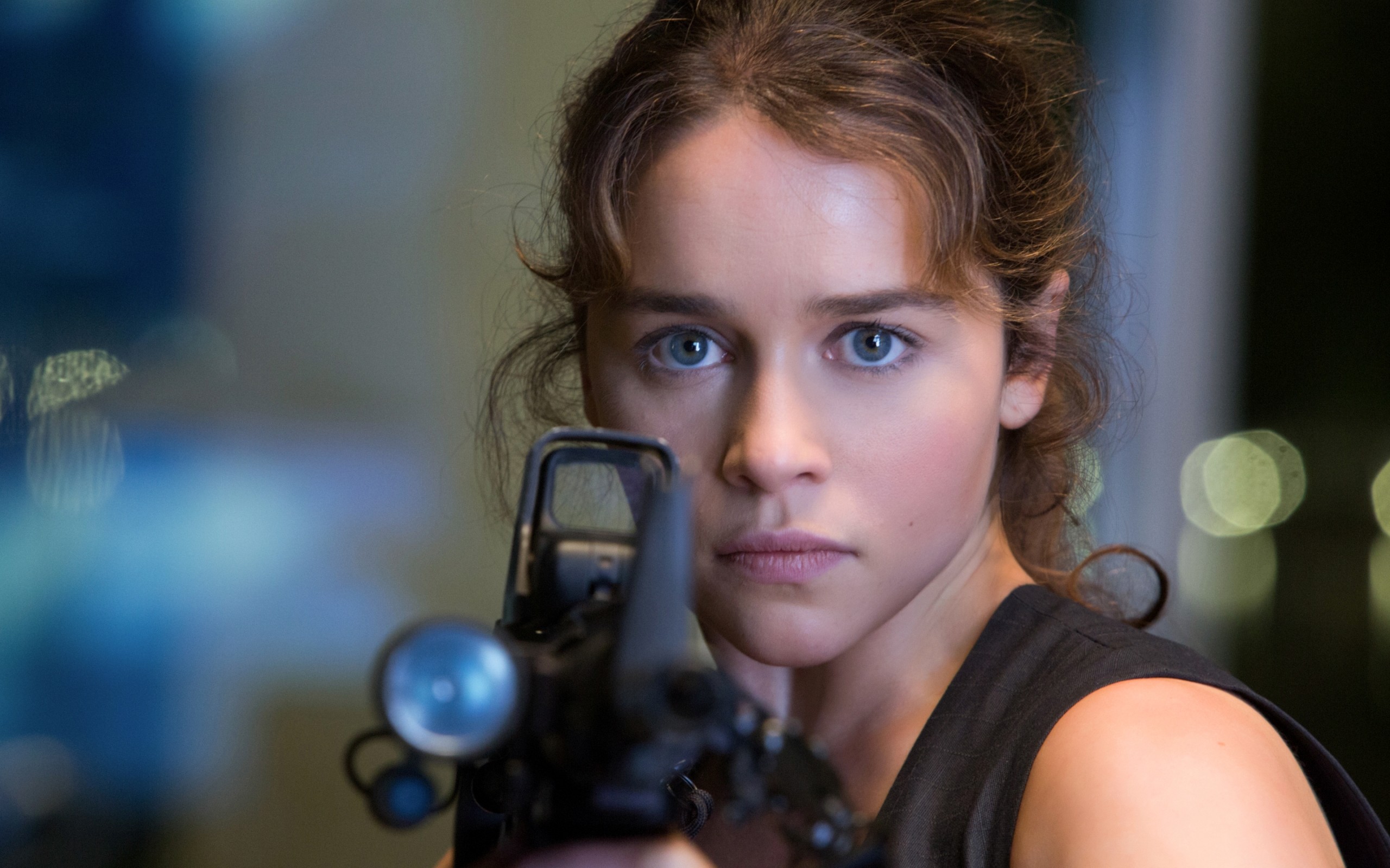 People 2560x1600 Emilia Clarke women actress face blue eyes weapon Terminator movies girls with guns science fiction women science fiction
