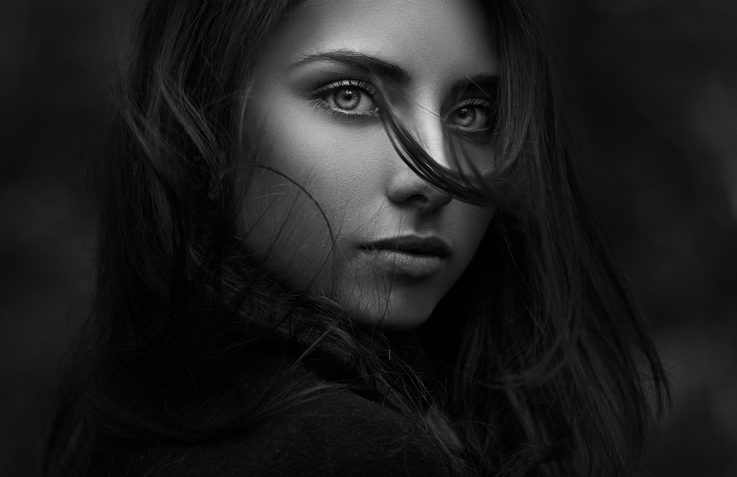 People 2502x1620 monochrome portrait model hair in face looking at viewer women face