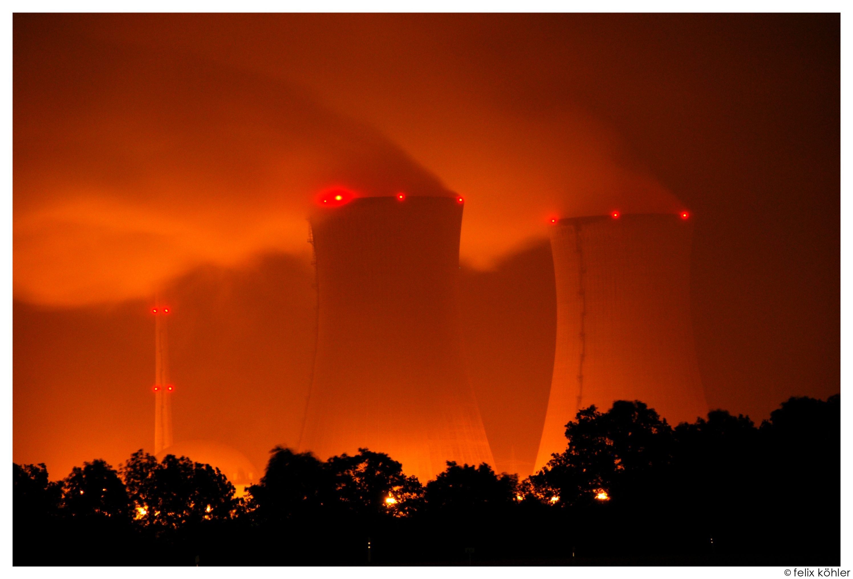 General 2992x2032 cooling towers night red dark smoke nuclear power plant low light frame