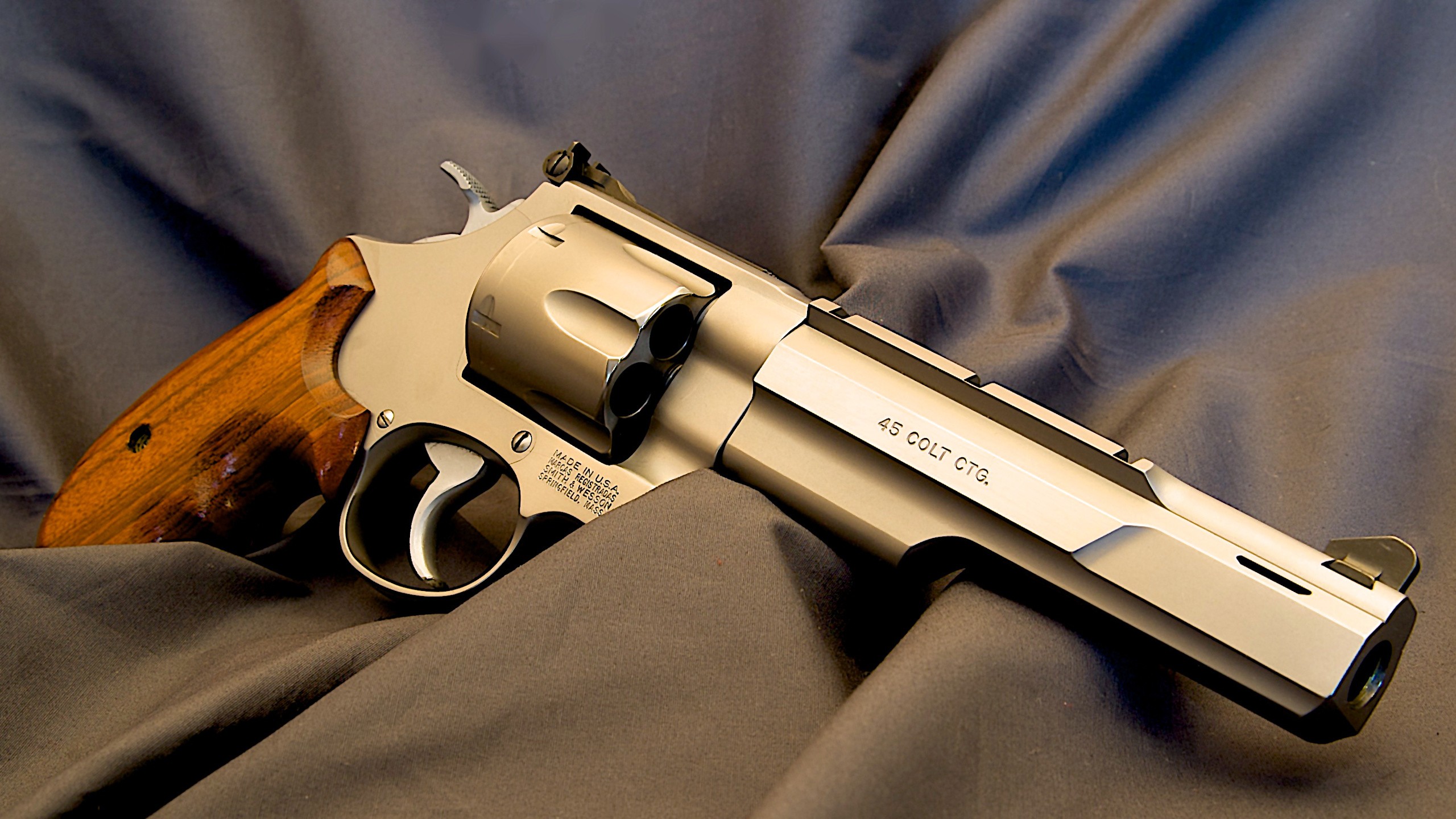 General 2560x1440 gun pistol revolver .45 Colt weapon Smith & Wesson American firearms