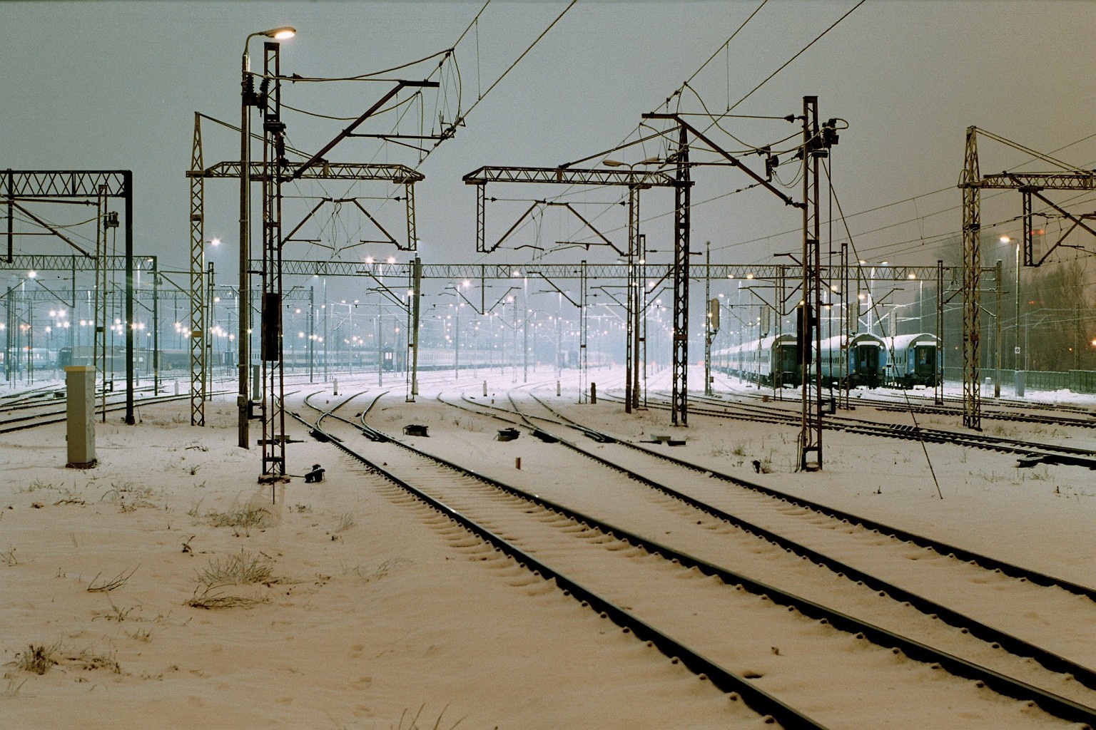 General 1536x1024 snow train train station railway
