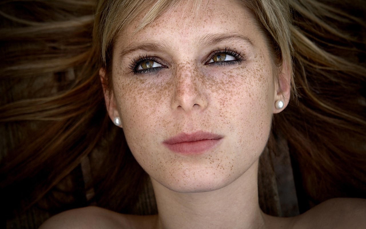 People 1280x800 face eyes freckles women model closeup portrait