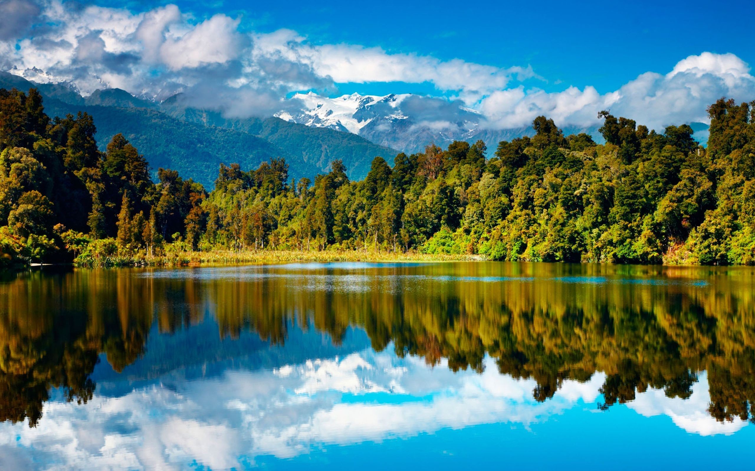General 2560x1600 landscape mountains lake nature reflection calm waters