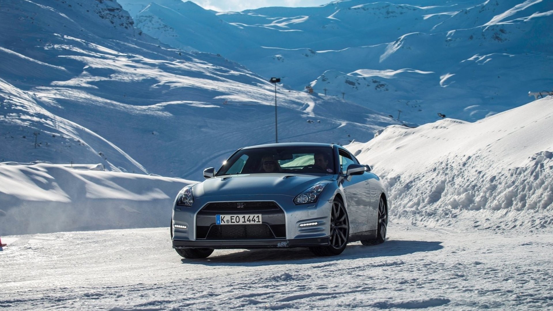 General 1920x1080 Nissan Nissan GT-R winter car snow mountains numbers vehicle Japanese cars