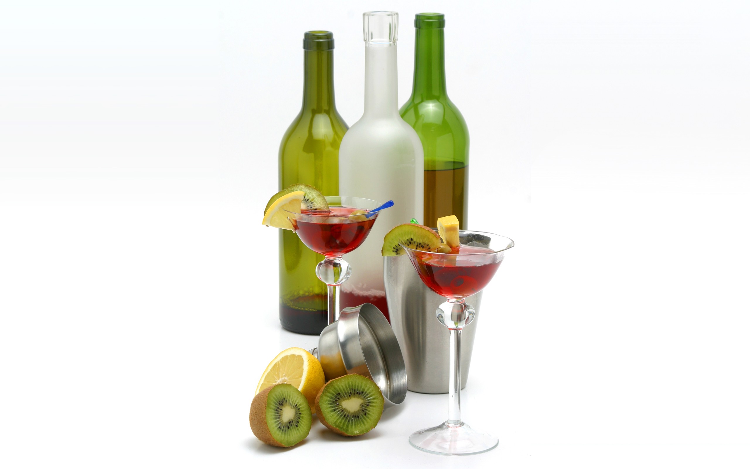 General 2560x1600 drink cocktails drinking glass kiwi (fruit) bottles simple background