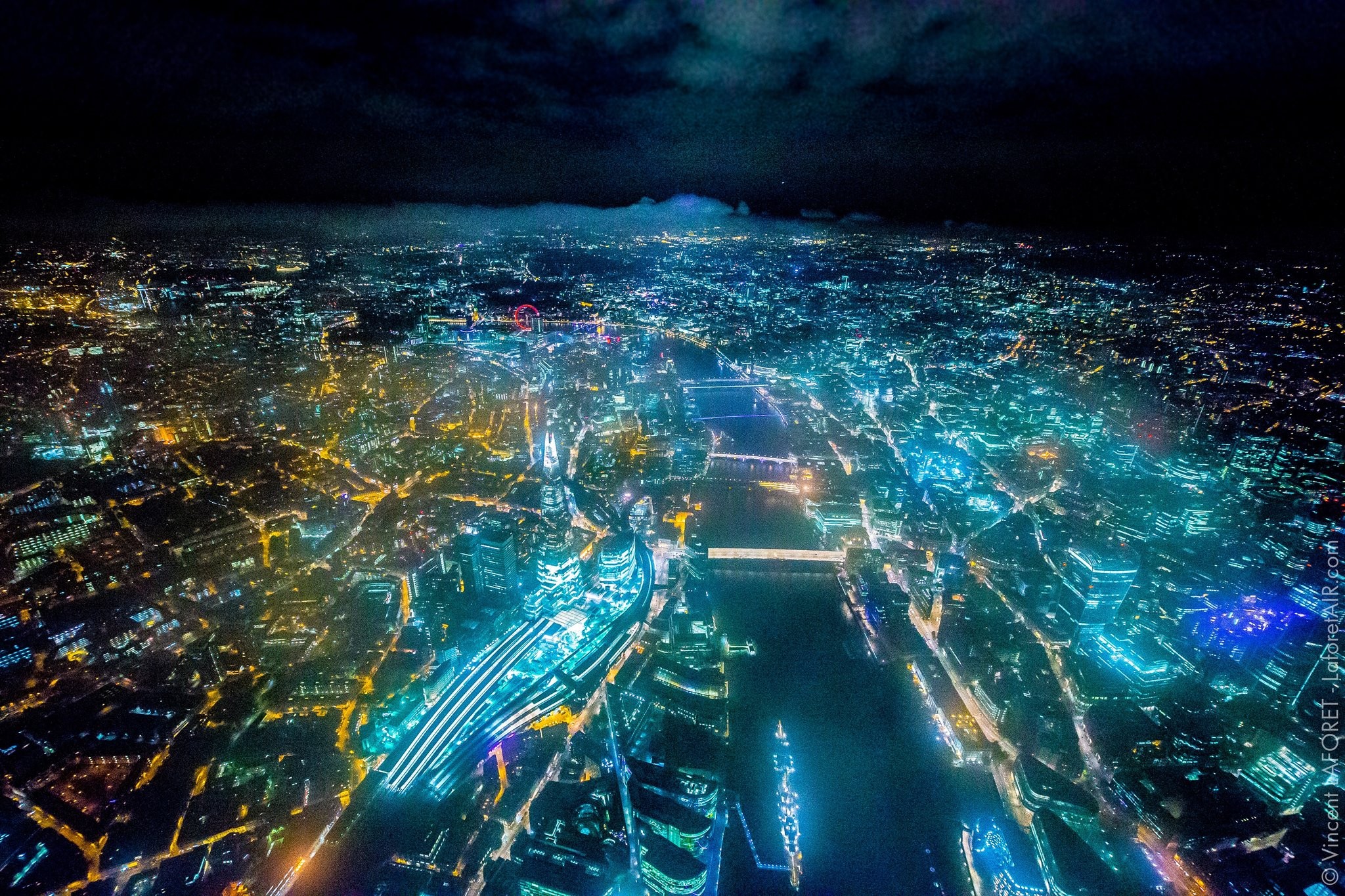 General 2048x1365 Vincent Laforet London cityscape cyan city city lights aerial view night noise UK England