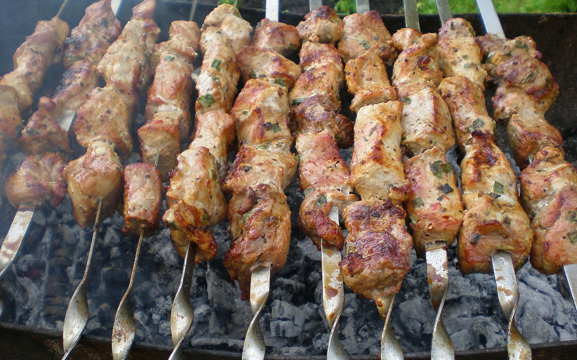 General 1920x1200 food closeup barbecue meat Russian