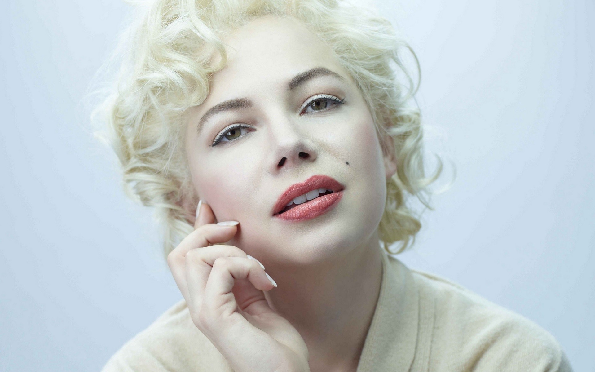 People 1920x1200 women blonde face Michelle Williams curly hair short hair hand on face actress green eyes closeup red lipstick women indoors studio