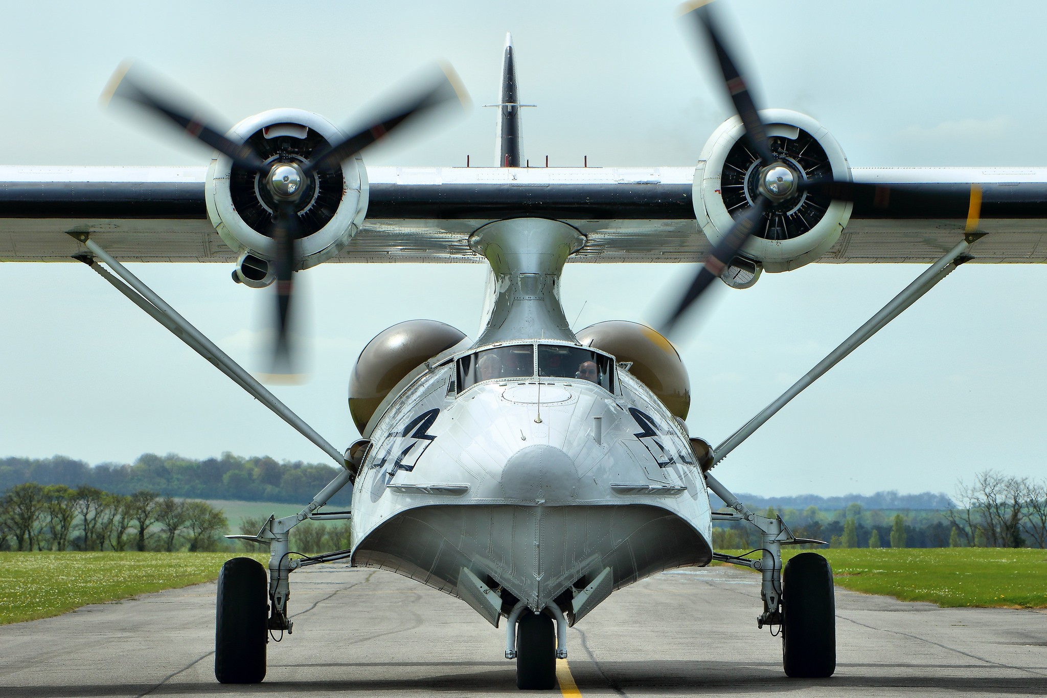 General 2048x1365 vehicle aircraft airplane star engine Consolidated PBY Catalina airfield frontal view American aircraft pilot