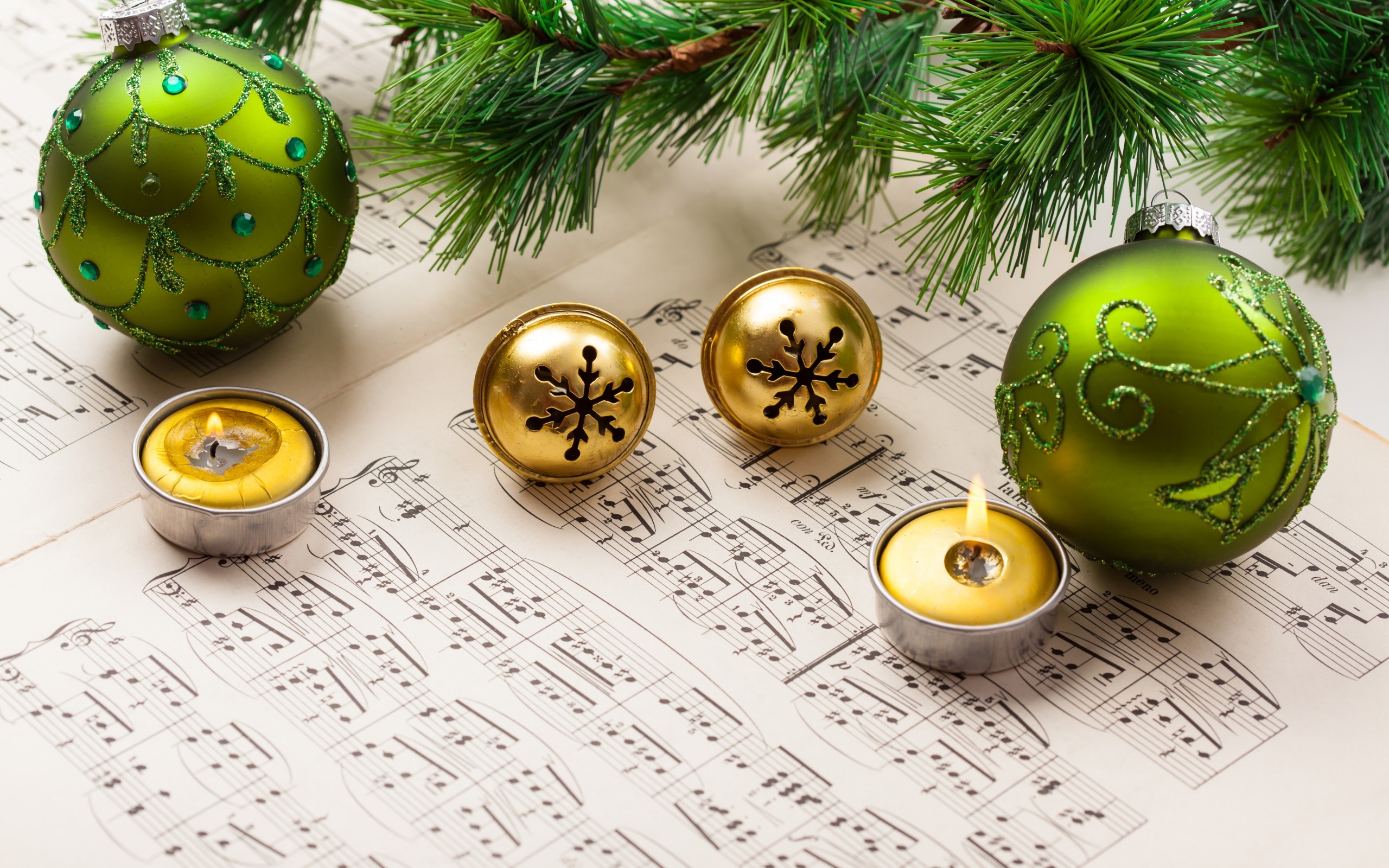 General 2560x1600 Christmas New Year musical notes Christmas ornaments  candles leaves holiday