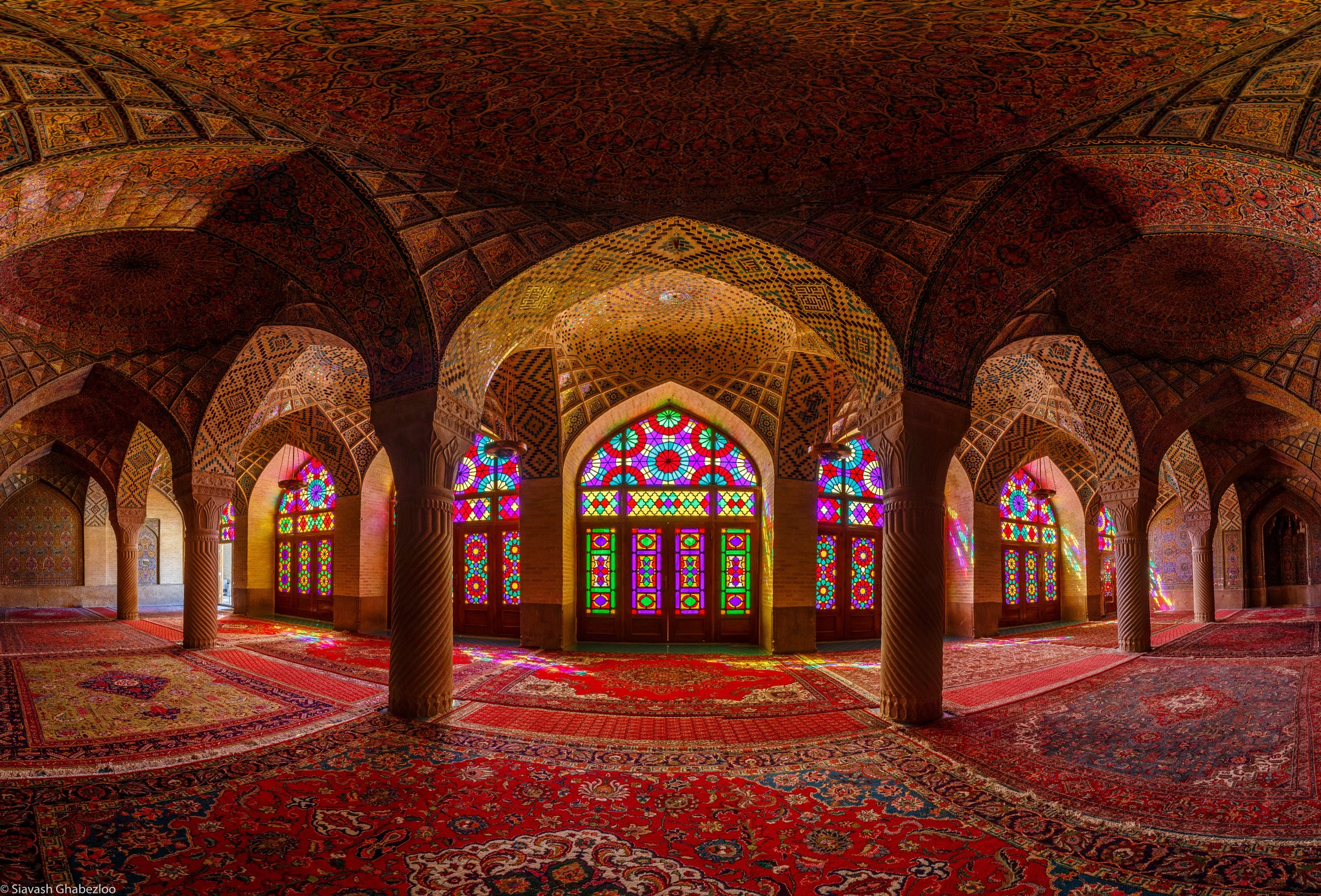General 2048x1389 mosque architecture Islamic architecture Islam Iran red pillar