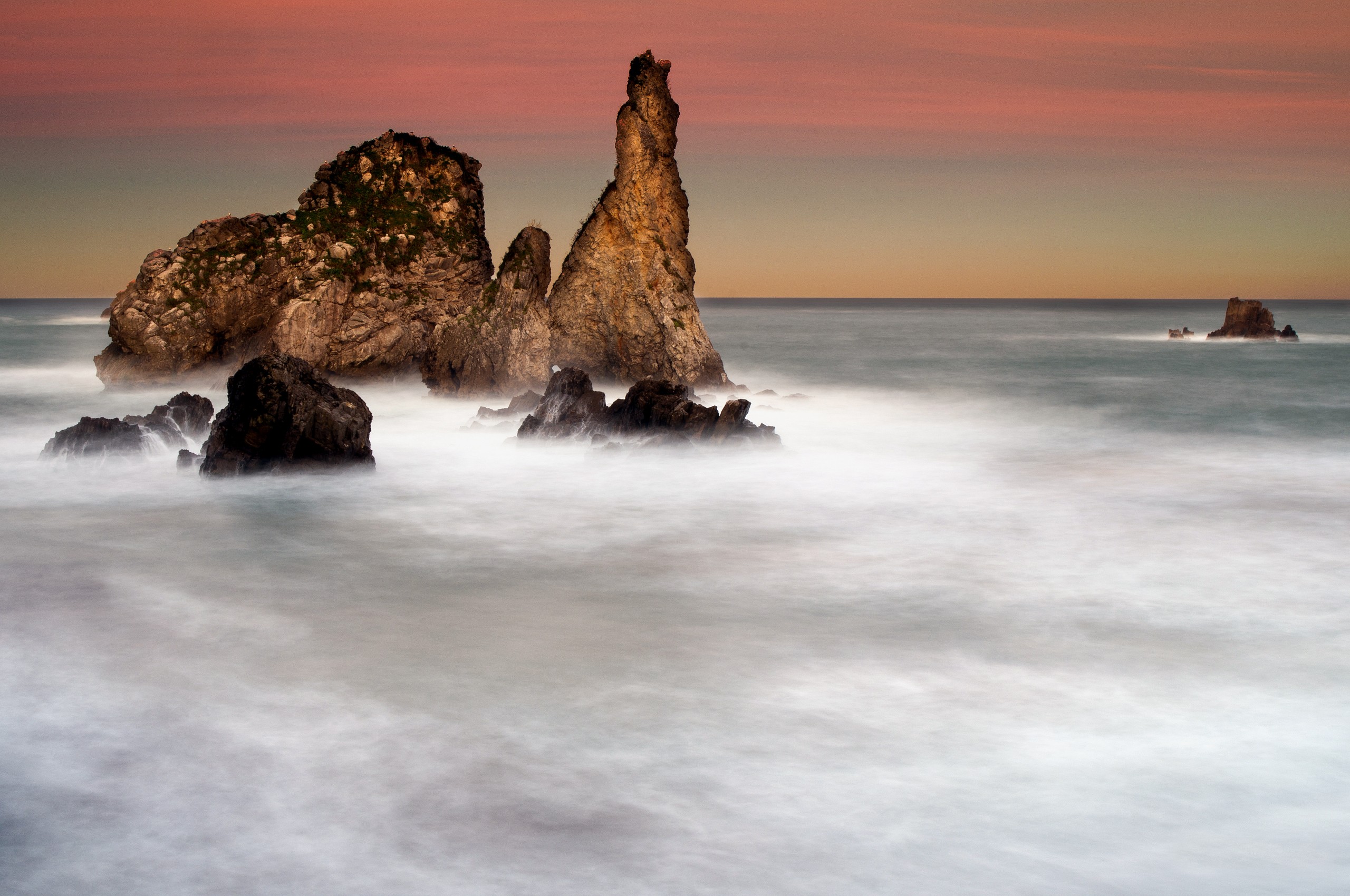 General 2560x1700 coast landscape sea rocks long exposure dusk