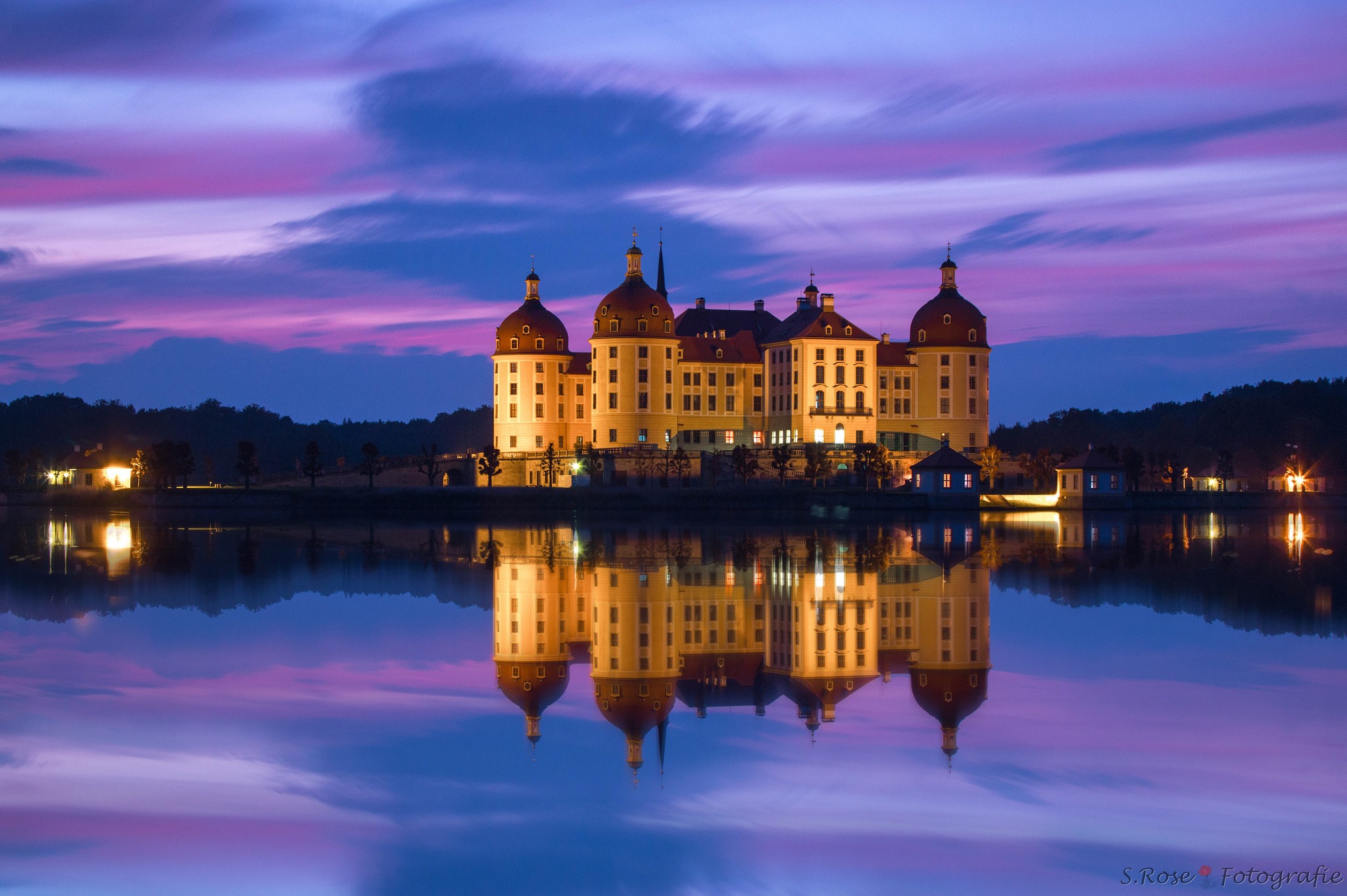 General 2048x1363 architecture lake trees castle Germany night lights reflection long exposure clouds house Moritzburg Castle