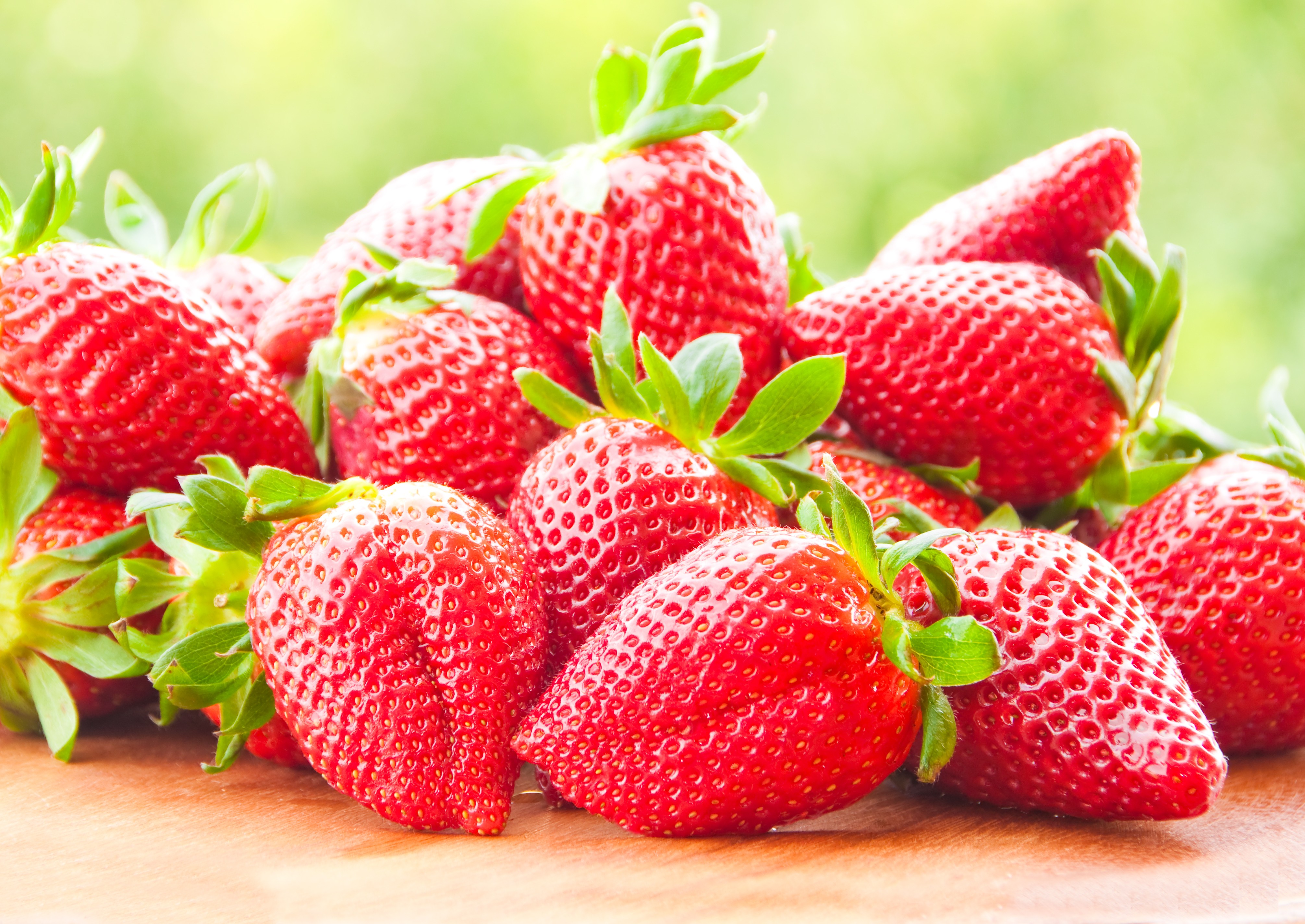 General 4022x2848 strawberries fruit food berries