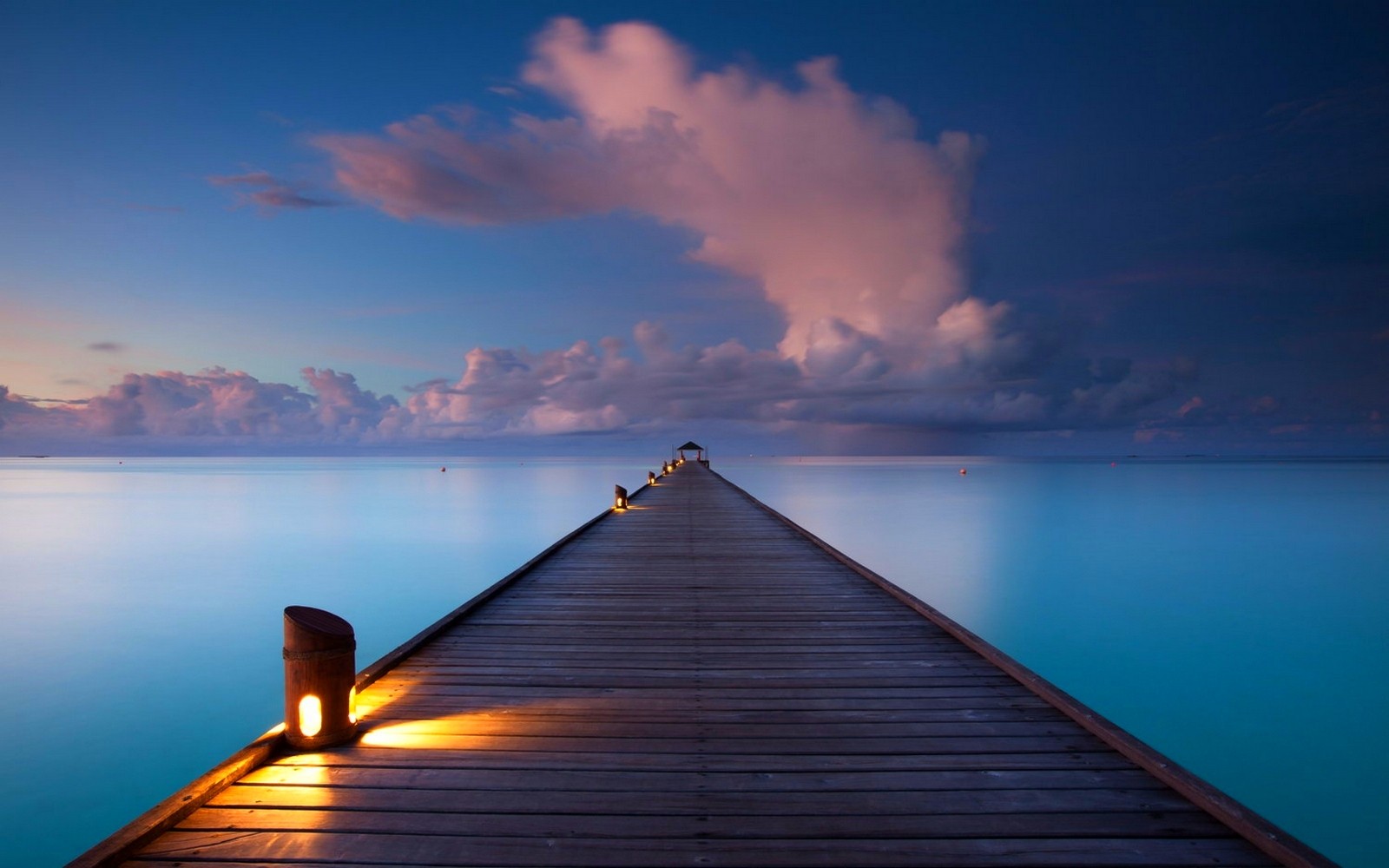 General 1600x1000 walkway clouds sea nature landscape Maldives tropical lamp lights horizon pier
