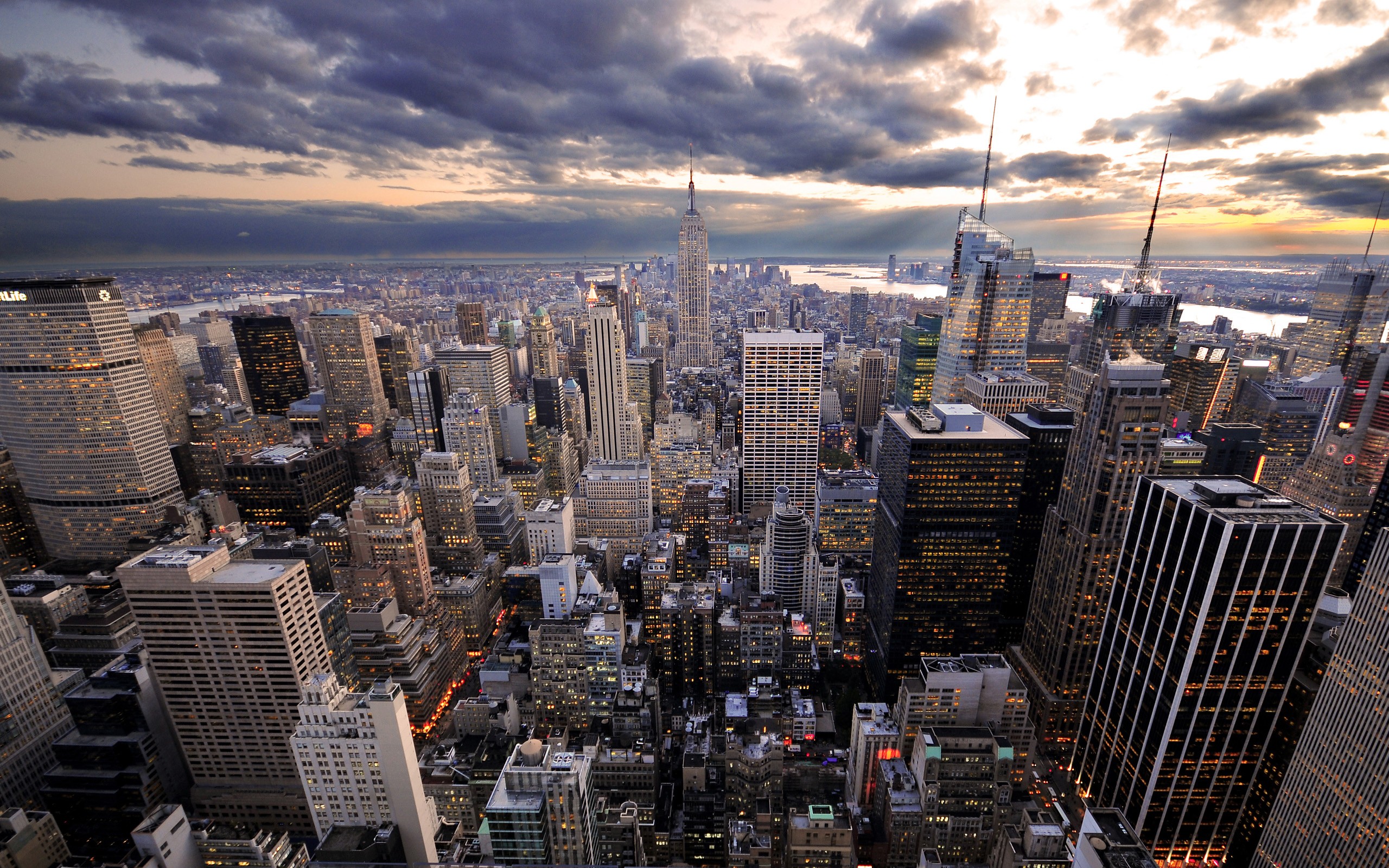 General 2560x1600 city cityscape New York City skyscraper USA clouds sunlight