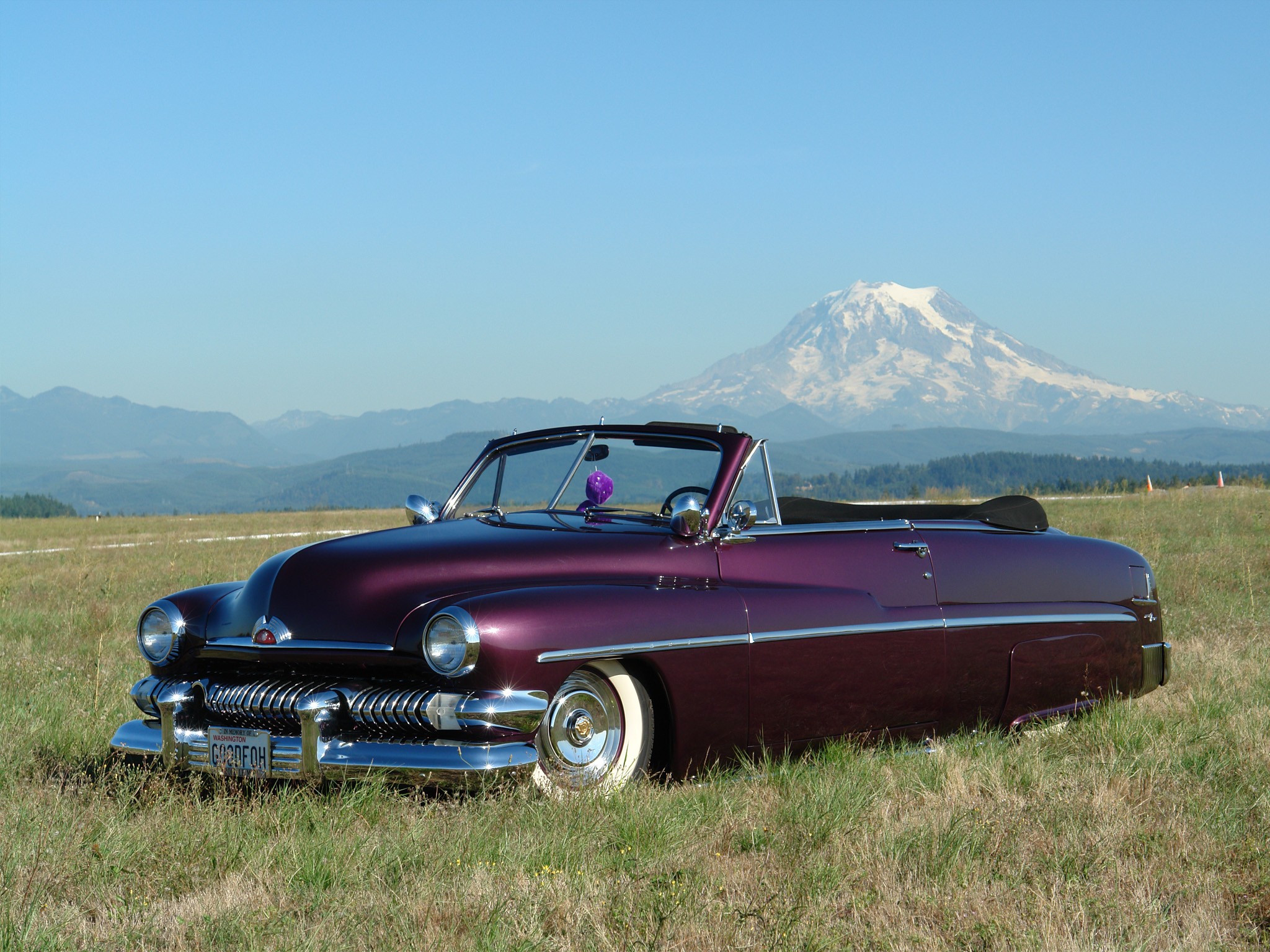 General 2048x1536 car Mount St.  Helens classic car purple cars purple mountains vehicle Cadillac