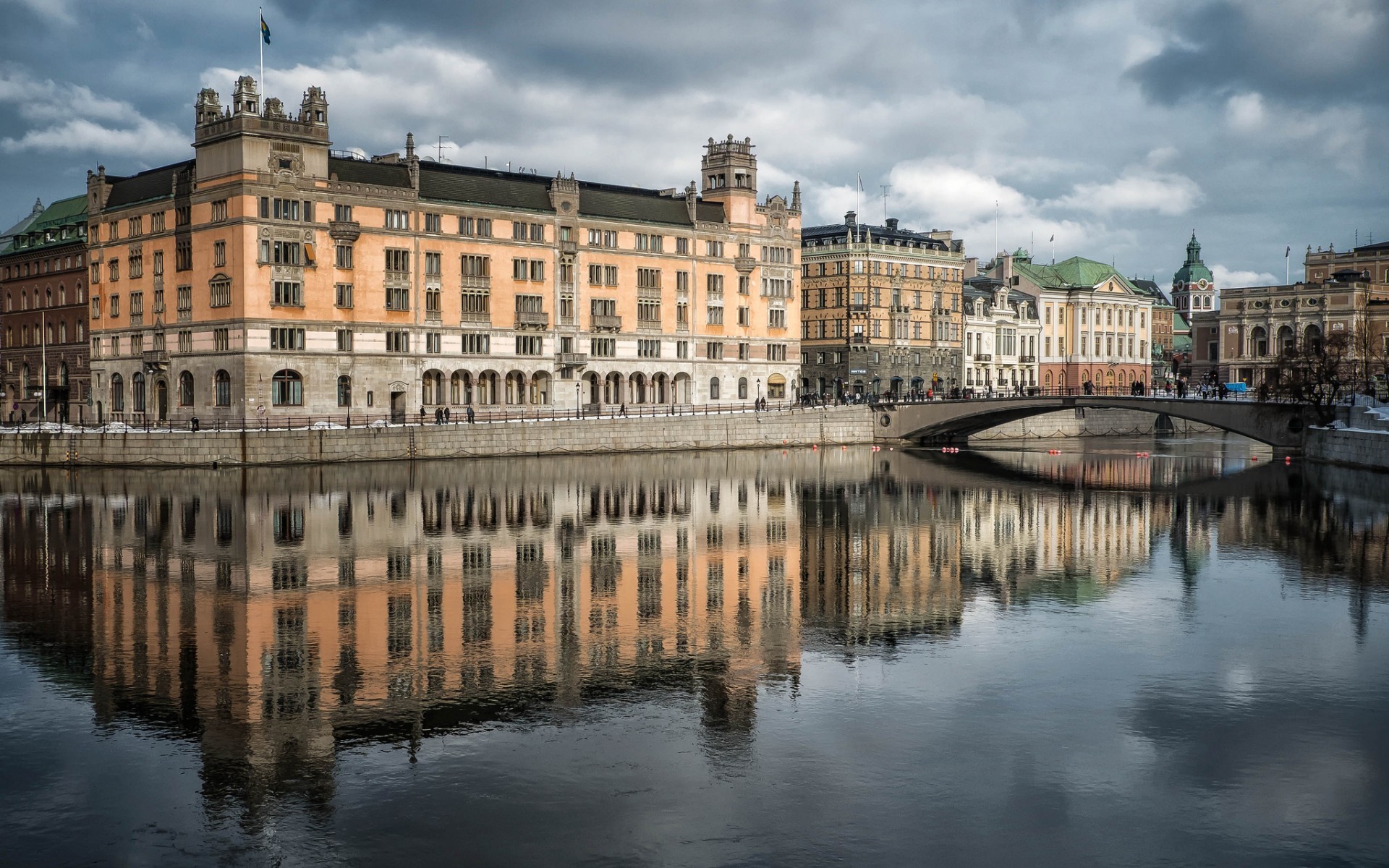 General 1920x1200 cityscape building river bridge reflection Stockholm Sweden