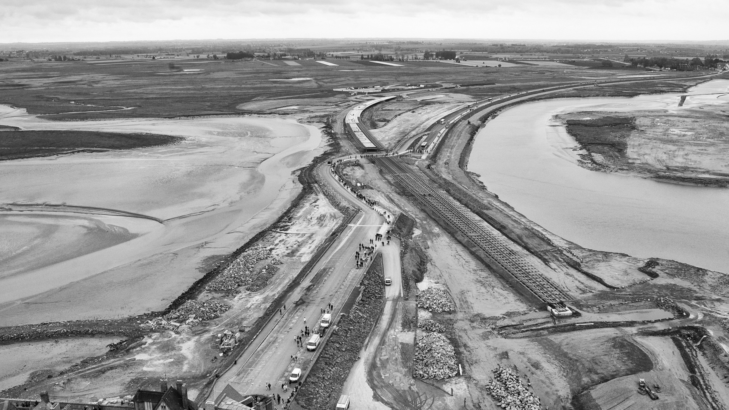 General 2560x1440 France mud road dirt road aerial view monochrome landscape