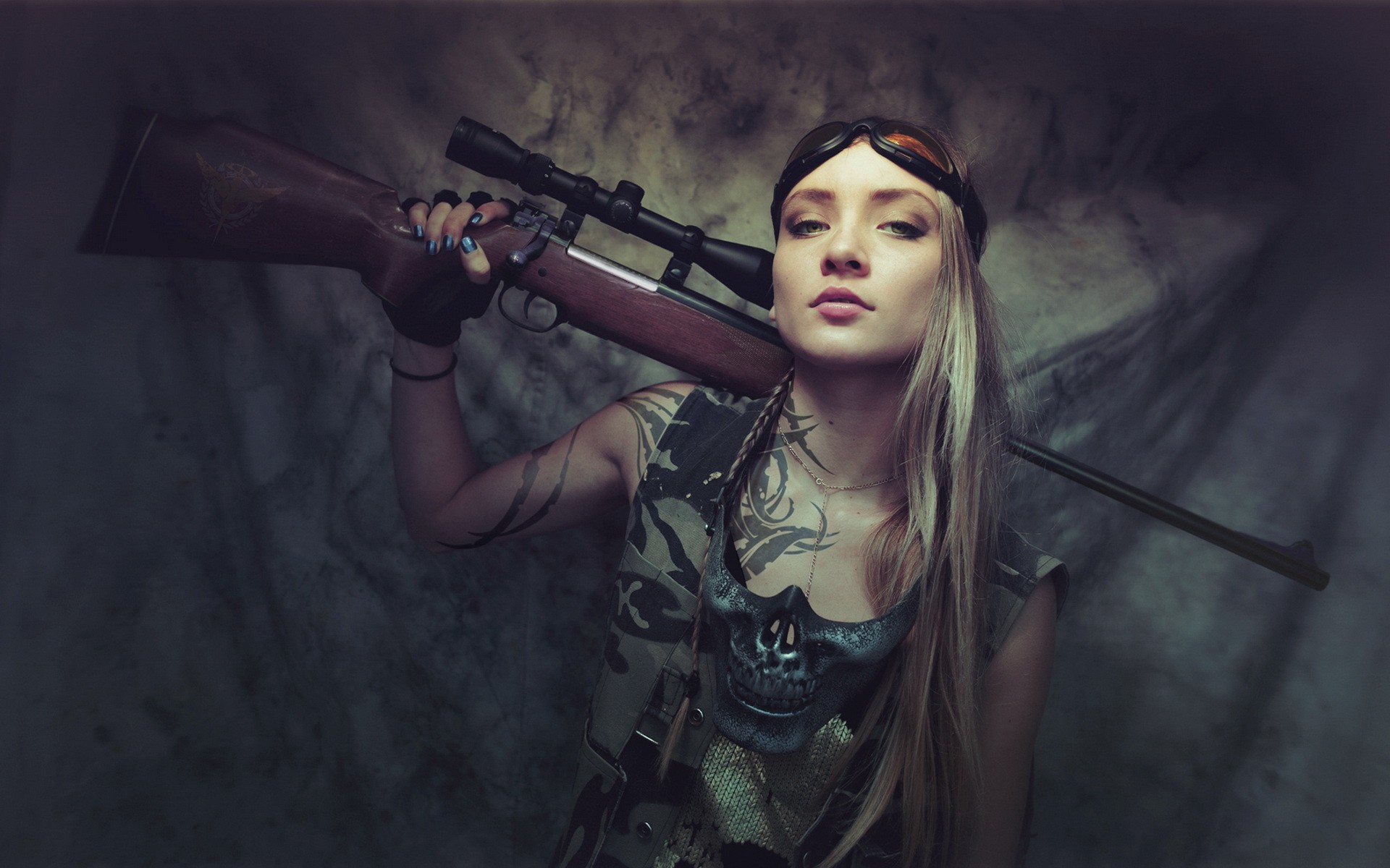 People 1920x1200 women army gear blonde rifles looking at viewer inked girls black nails painted nails model girls with guns weapon low light