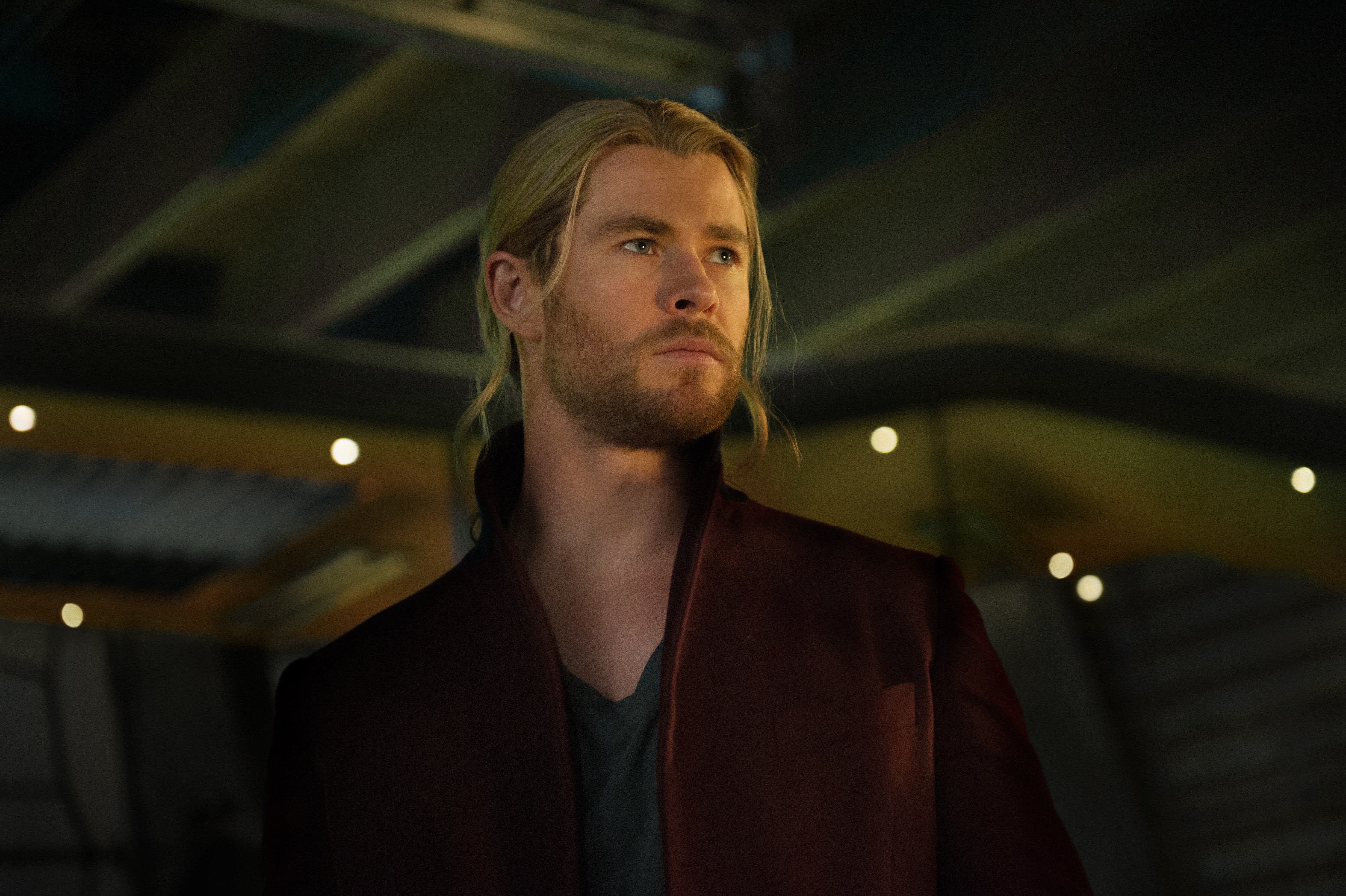 People 4928x3280 Avengers: Age of Ultron The Avengers Thor Chris Hemsworth Marvel Cinematic Universe movies men actor beard superhero film stills