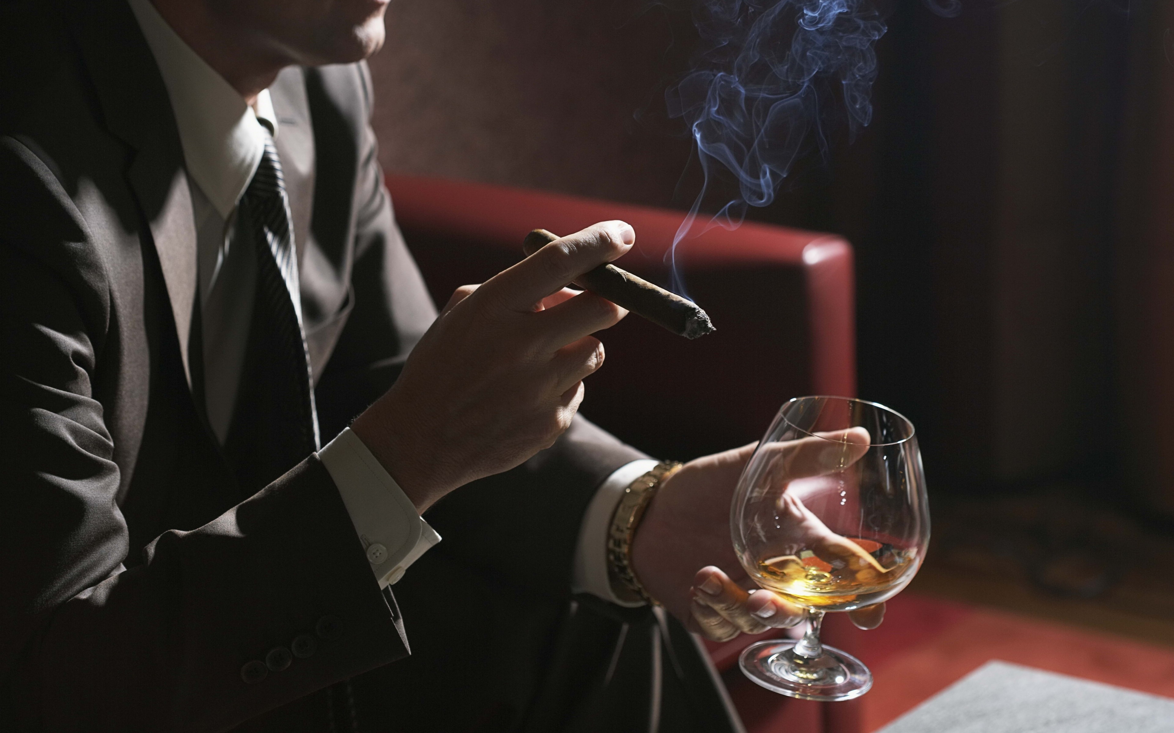 People 3840x2400 suits cigars alcohol men
